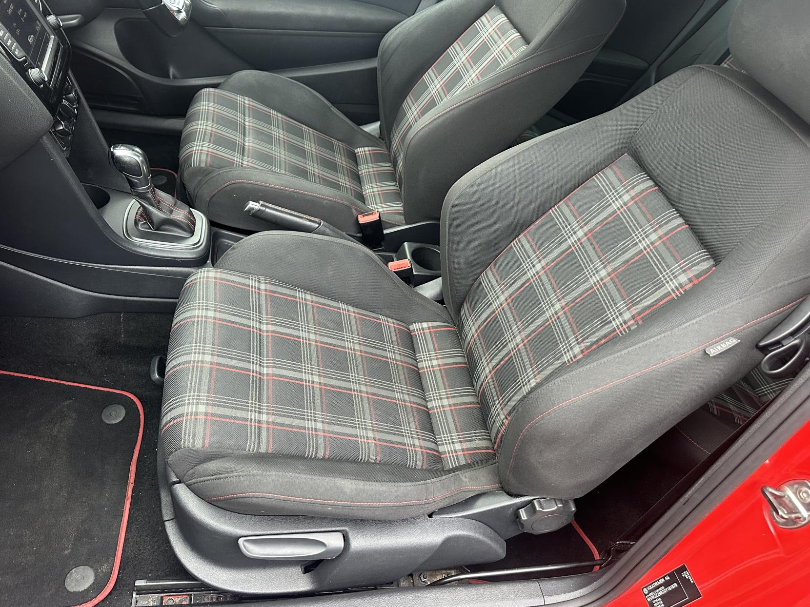 Volkswagen Polo 1.8 TSI BlueMotion Tech GTI Hatchback 3dr Petrol DSG Euro 6 (s/s) (192 ps)