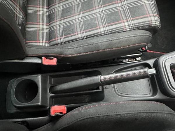 Volkswagen Polo 1.8 TSI BlueMotion Tech GTI Hatchback 3dr Petrol DSG Euro 6 (s/s) (192 ps)