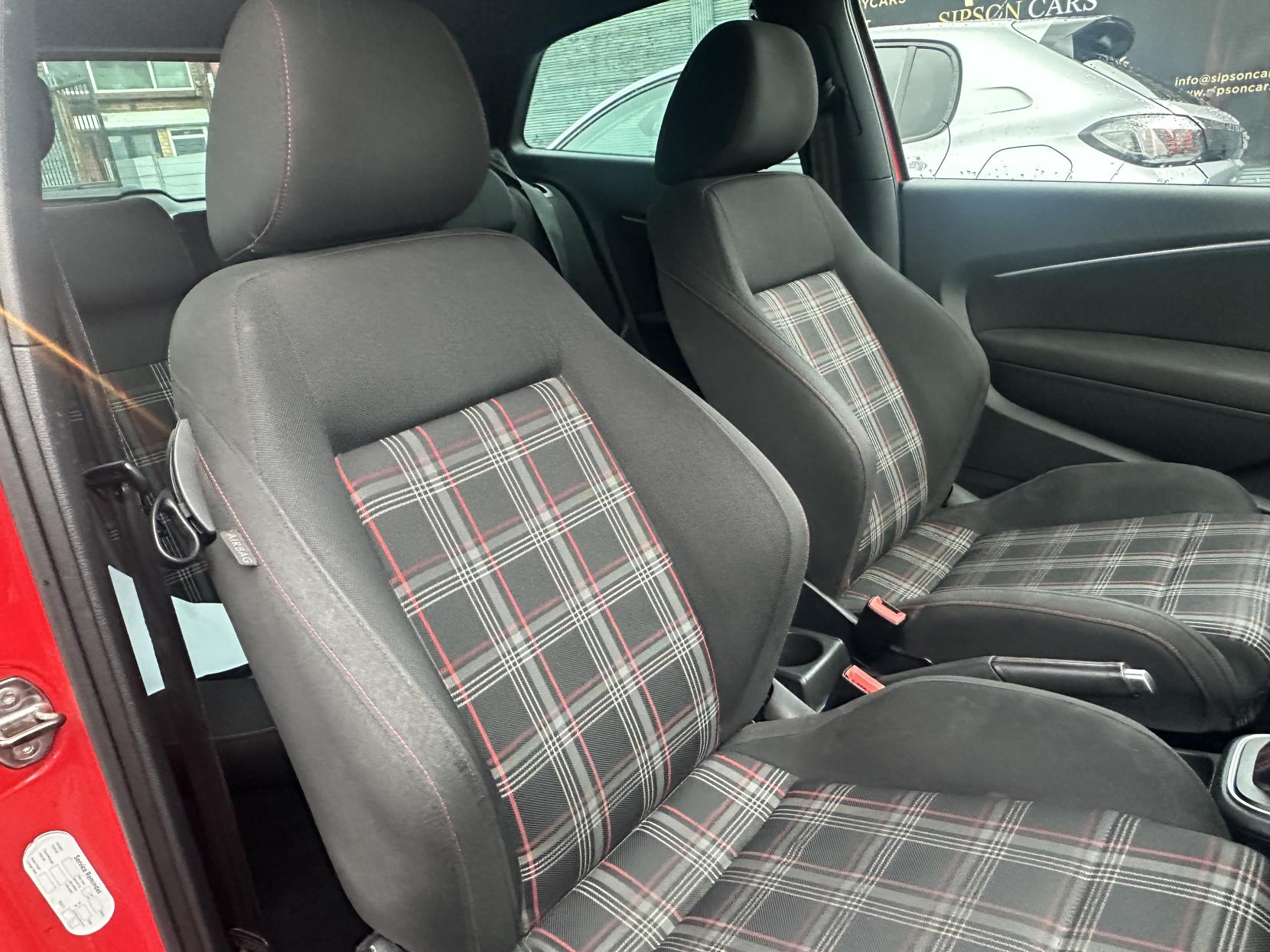 Volkswagen Polo 1.8 TSI BlueMotion Tech GTI Hatchback 3dr Petrol DSG Euro 6 (s/s) (192 ps)