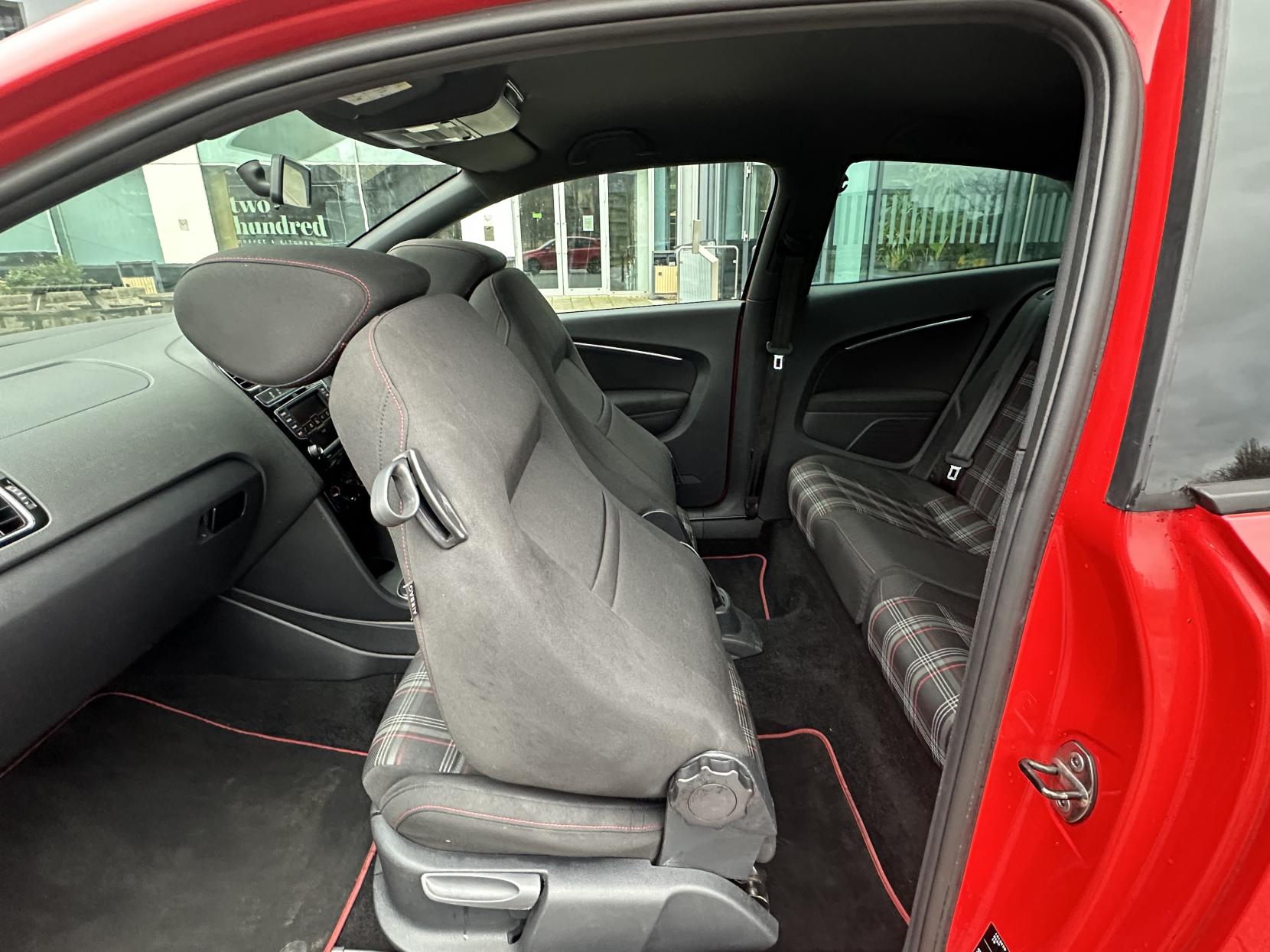 Volkswagen Polo 1.8 TSI BlueMotion Tech GTI Hatchback 3dr Petrol DSG Euro 6 (s/s) (192 ps)