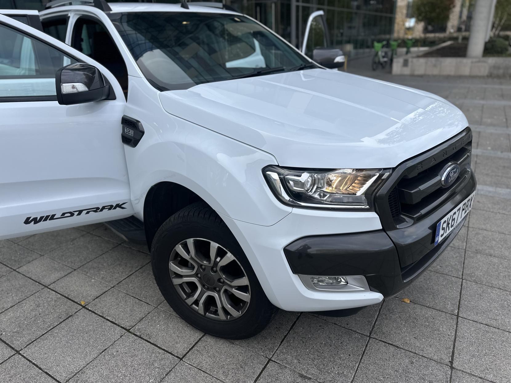 Ford Ranger 3.2 TDCi Wildtrak Pickup Double Cab 4dr Diesel Auto 4WD Euro 5 (200 ps)