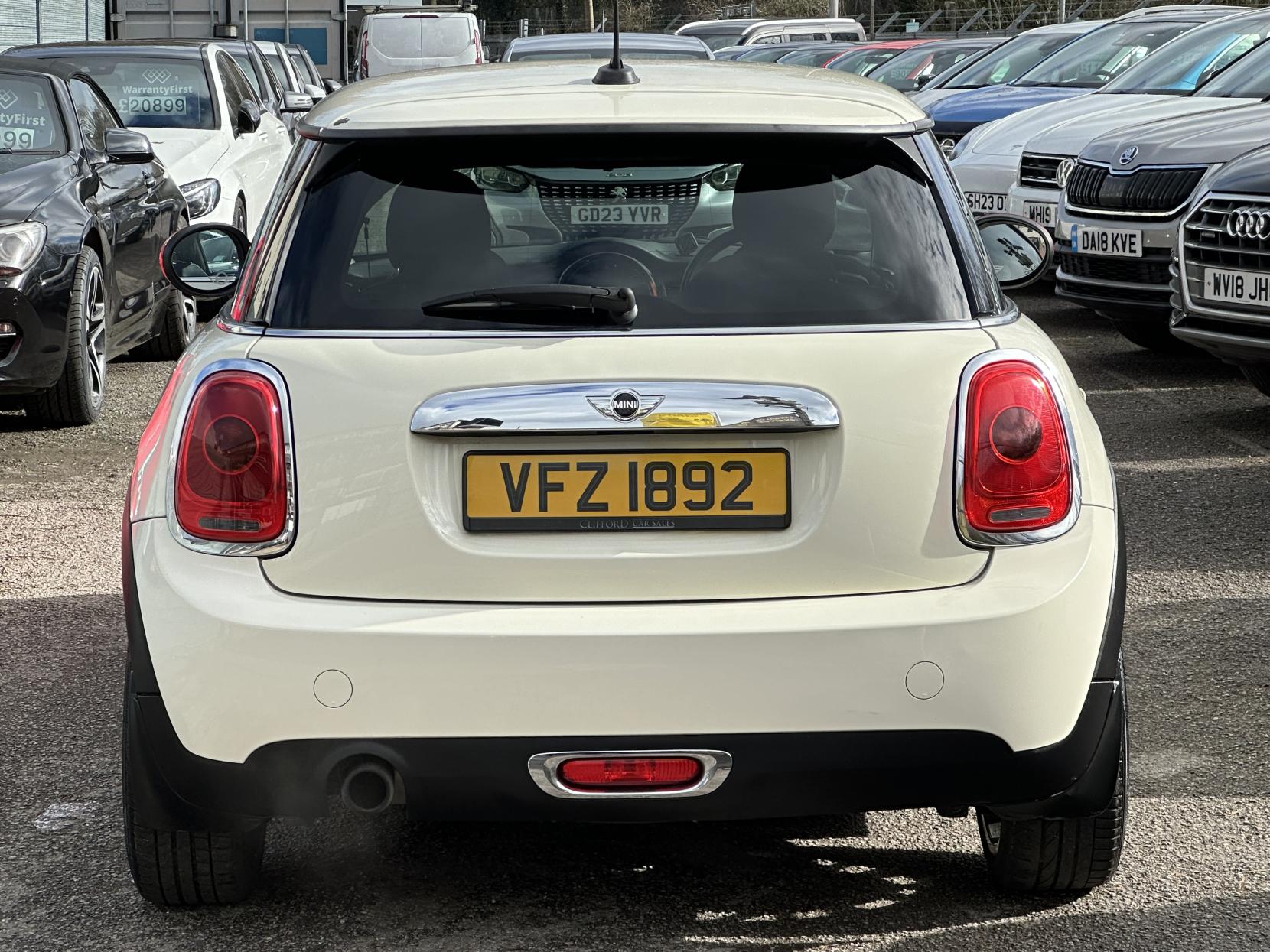MINI Hatch 1.2 One Hatchback 3dr Petrol Manual Euro 6 (s/s) (102 ps)