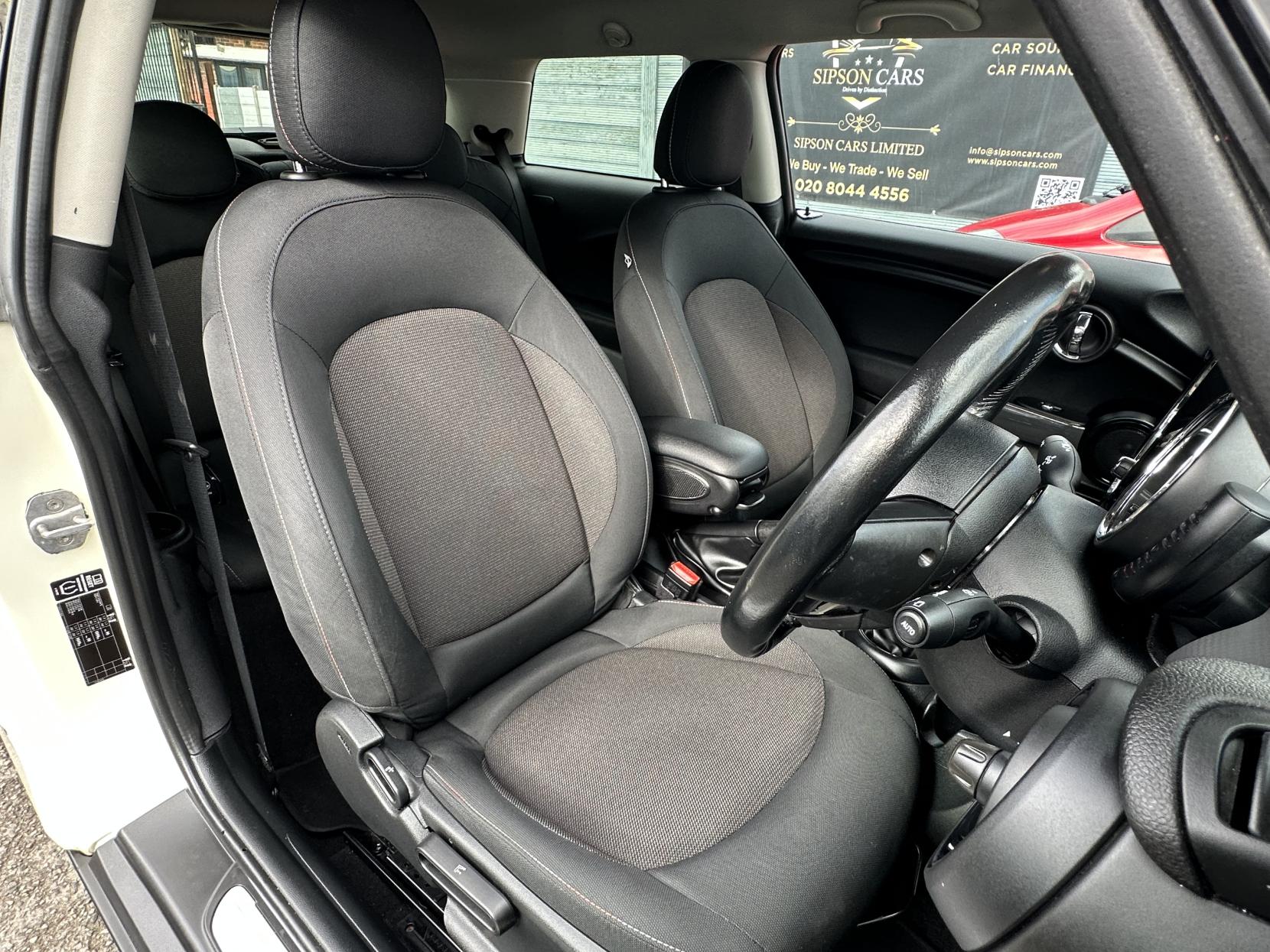 MINI Hatch 1.2 One Hatchback 3dr Petrol Manual Euro 6 (s/s) (102 ps)