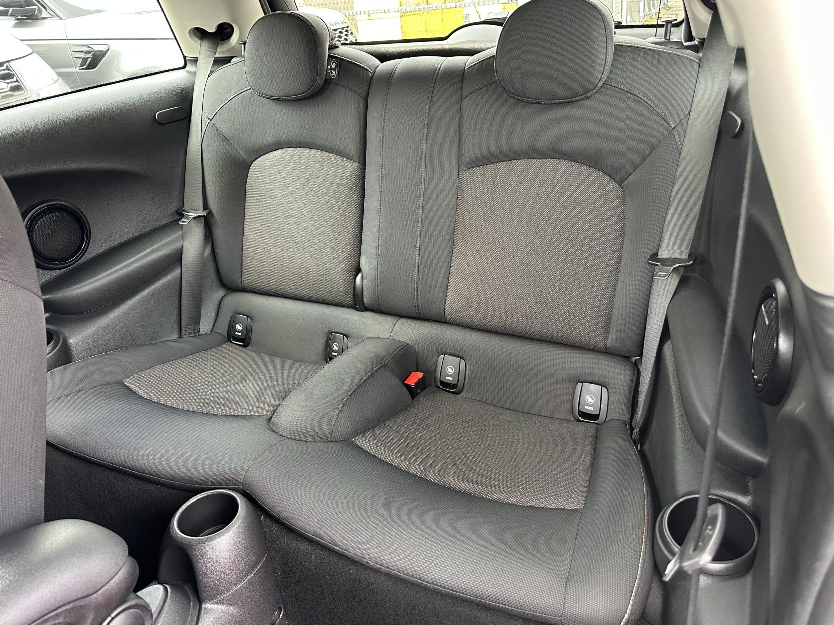 MINI Hatch 1.2 One Hatchback 3dr Petrol Manual Euro 6 (s/s) (102 ps)