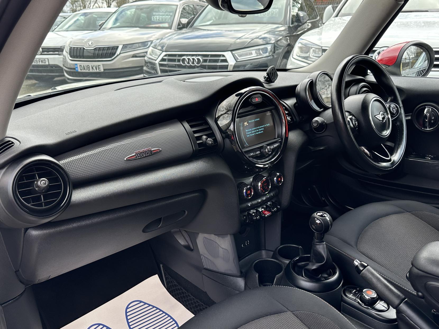 MINI Hatch 1.2 One Hatchback 3dr Petrol Manual Euro 6 (s/s) (102 ps)