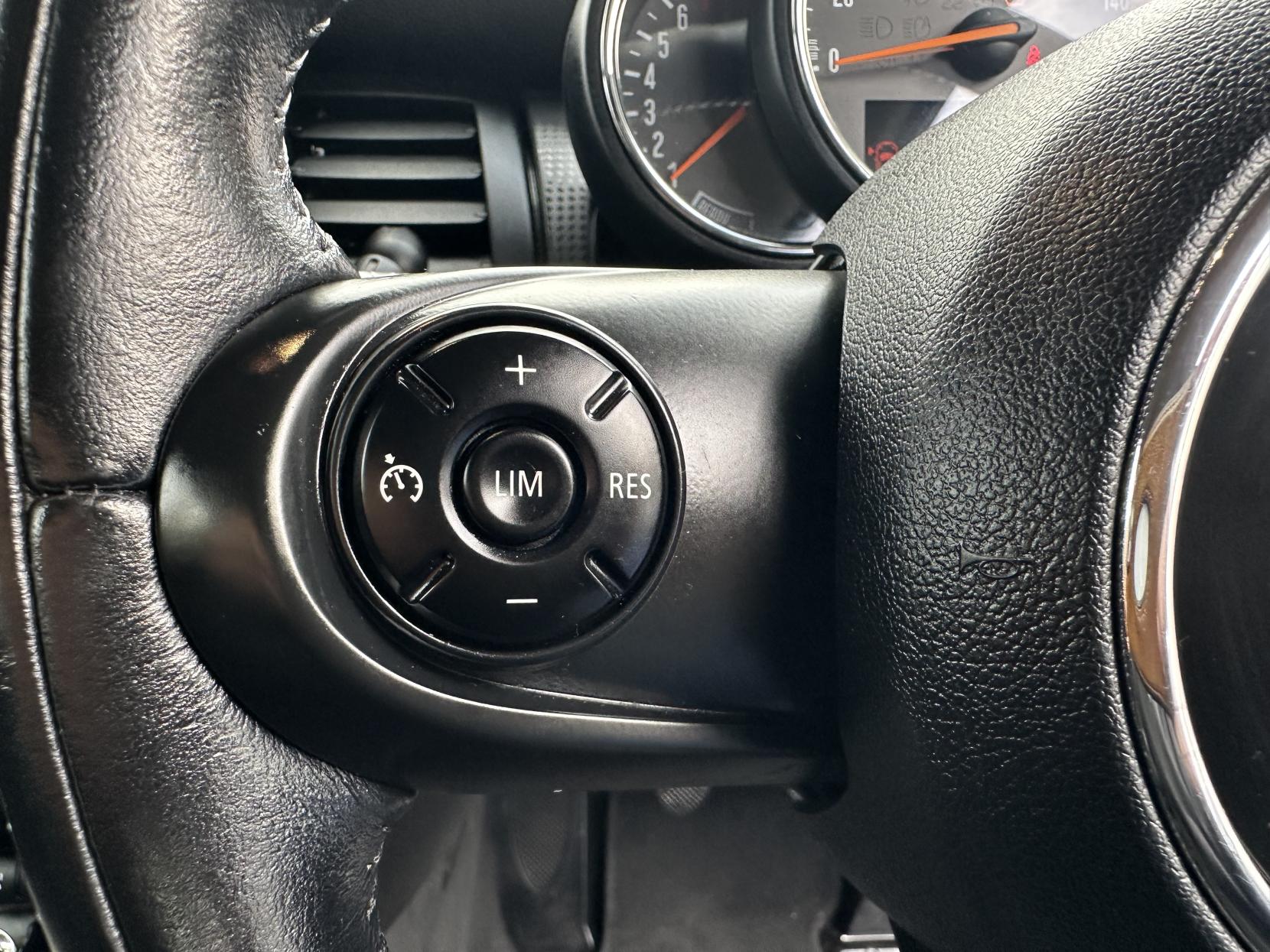 MINI Hatch 1.2 One Hatchback 3dr Petrol Manual Euro 6 (s/s) (102 ps)