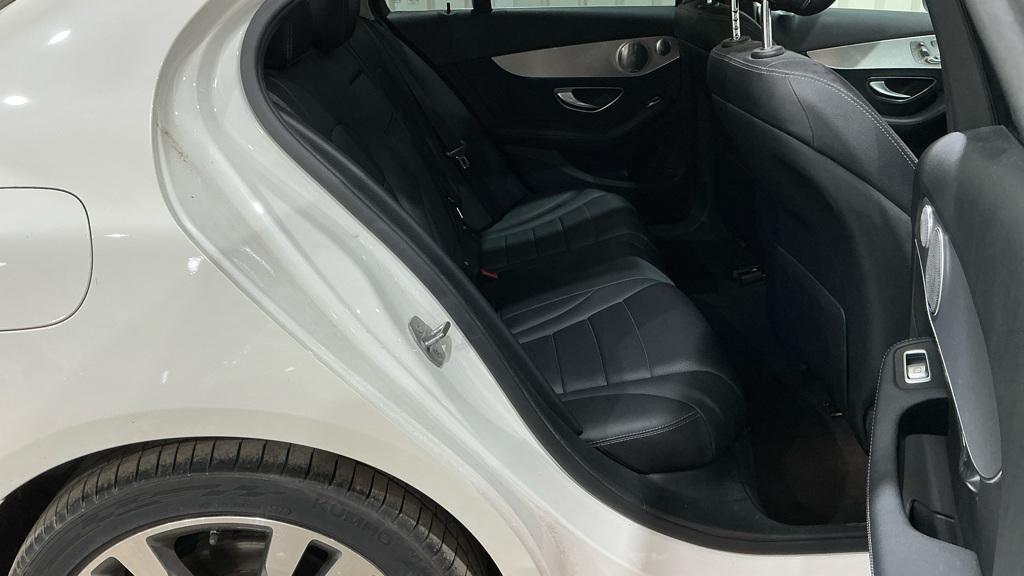 Mercedes-Benz C Class 2.0 C350e 6.4kWh Sport (Premium Plus) Saloon 4dr Petrol Plug-in Hybrid G-Tronic+ Euro 6 (s/s) (293 ps)