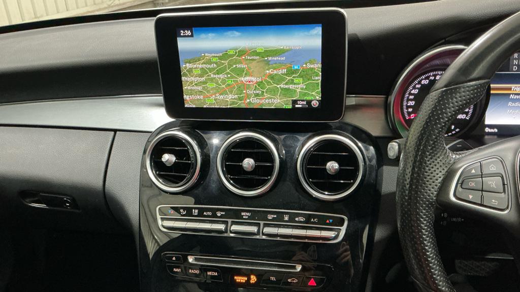 Mercedes-Benz C Class 2.0 C350e 6.4kWh Sport (Premium Plus) Saloon 4dr Petrol Plug-in Hybrid G-Tronic+ Euro 6 (s/s) (293 ps)