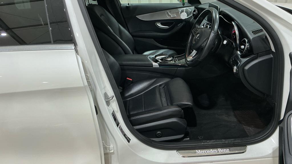 Mercedes-Benz C Class 2.0 C350e 6.4kWh Sport (Premium Plus) Saloon 4dr Petrol Plug-in Hybrid G-Tronic+ Euro 6 (s/s) (293 ps)