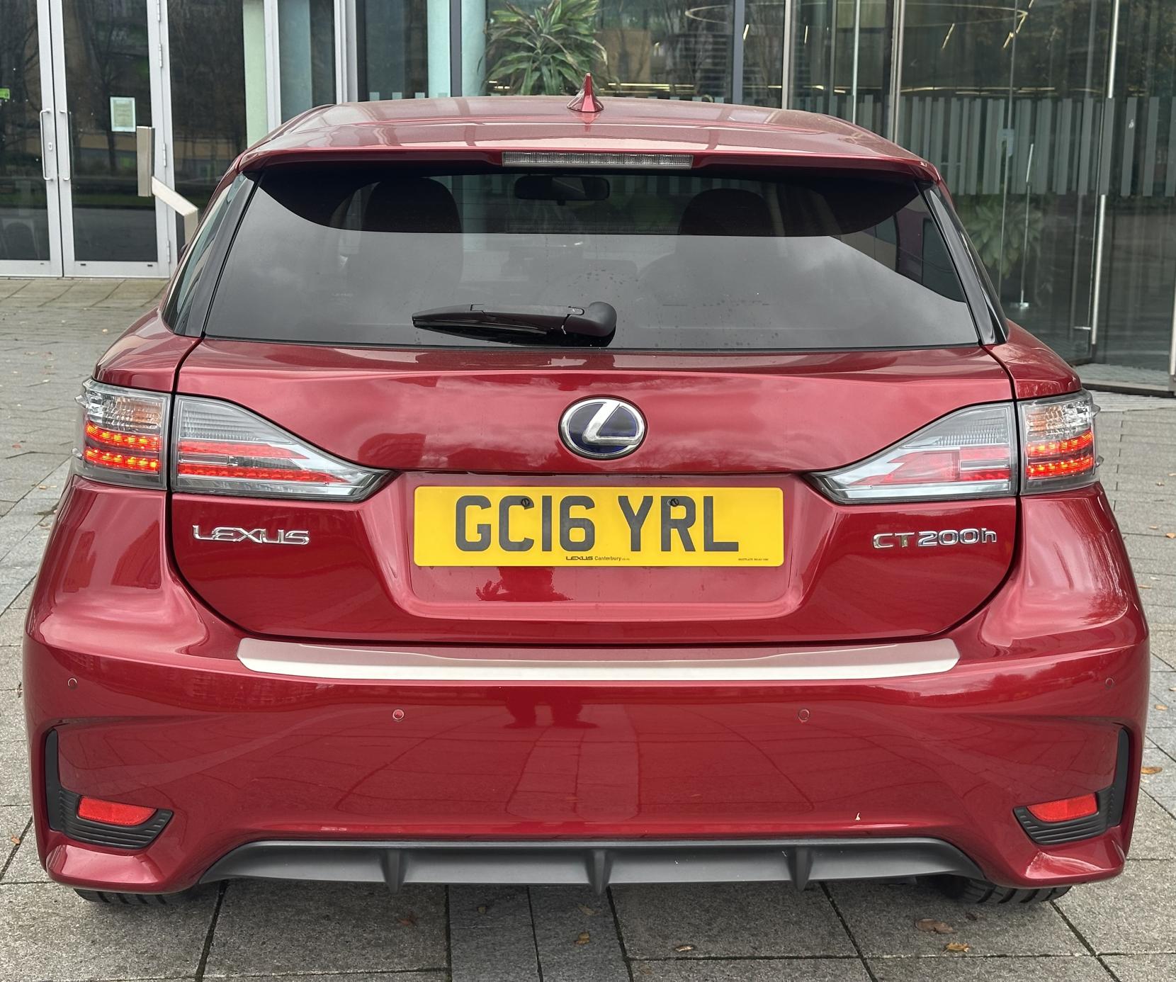 Lexus CT 1.8 200h Advance Hatchback 5dr Petrol Hybrid CVT Euro 6 (s/s) (136 ps)