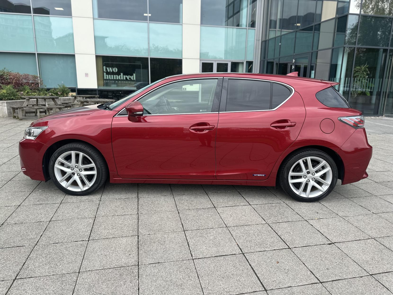 Lexus CT 1.8 200h Advance Hatchback 5dr Petrol Hybrid CVT Euro 6 (s/s) (136 ps)