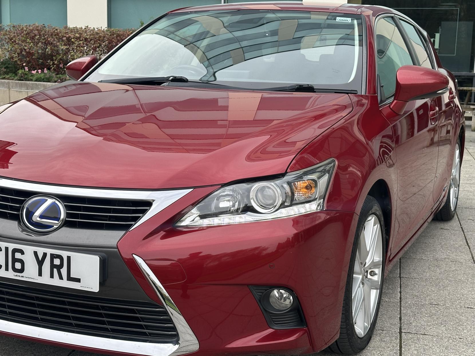 Lexus CT 1.8 200h Advance Hatchback 5dr Petrol Hybrid CVT Euro 6 (s/s) (136 ps)