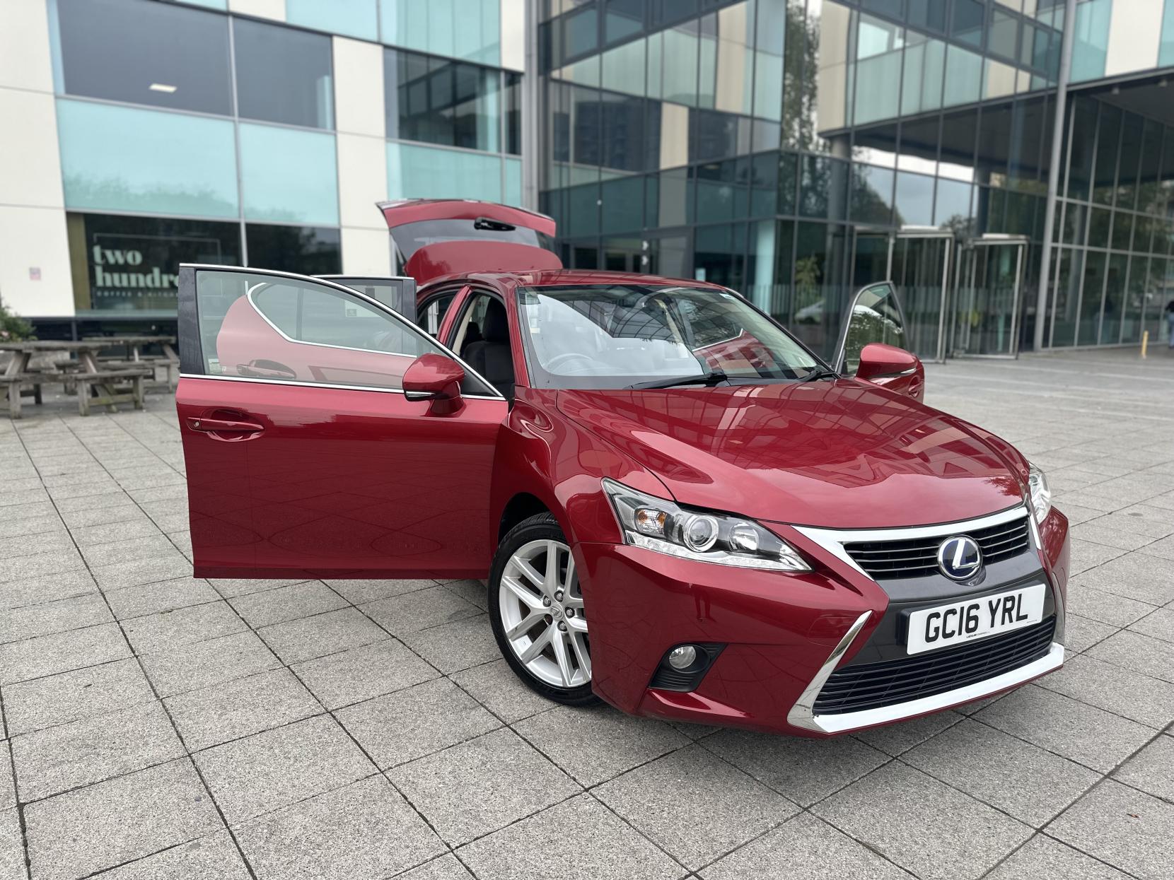 Lexus CT 1.8 200h Advance Hatchback 5dr Petrol Hybrid CVT Euro 6 (s/s) (136 ps)
