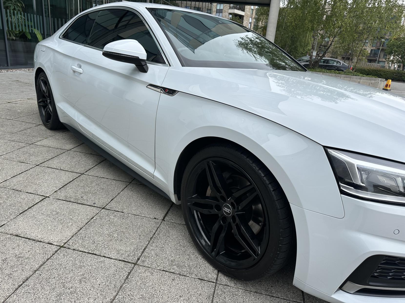 Audi A5 2.0 TDI S line Coupe 2dr Diesel S Tronic quattro Euro 6 (s/s) (190 ps)