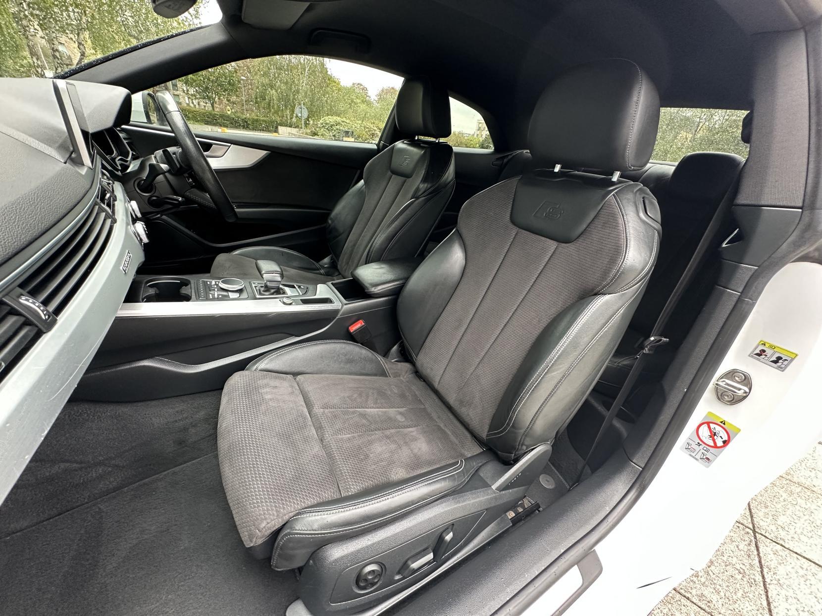 Audi A5 2.0 TDI S line Coupe 2dr Diesel S Tronic quattro Euro 6 (s/s) (190 ps)