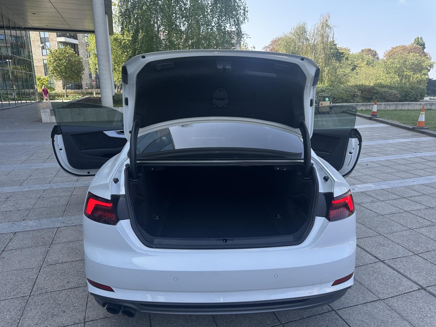 Audi A5 2.0 TDI S line Coupe 2dr Diesel S Tronic quattro Euro 6 (s/s) (190 ps)
