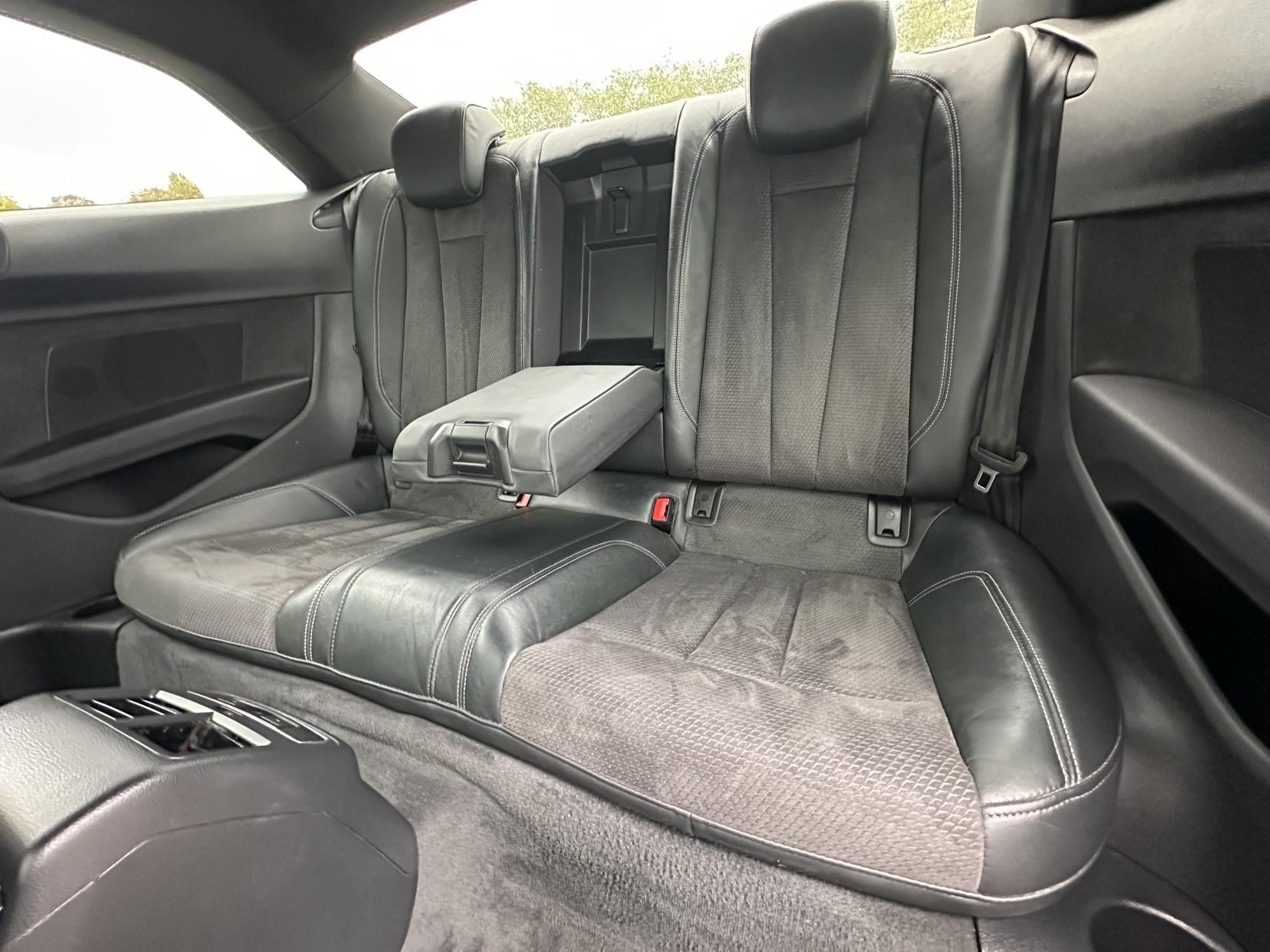 Audi A5 2.0 TDI S line Coupe 2dr Diesel S Tronic quattro Euro 6 (s/s) (190 ps)