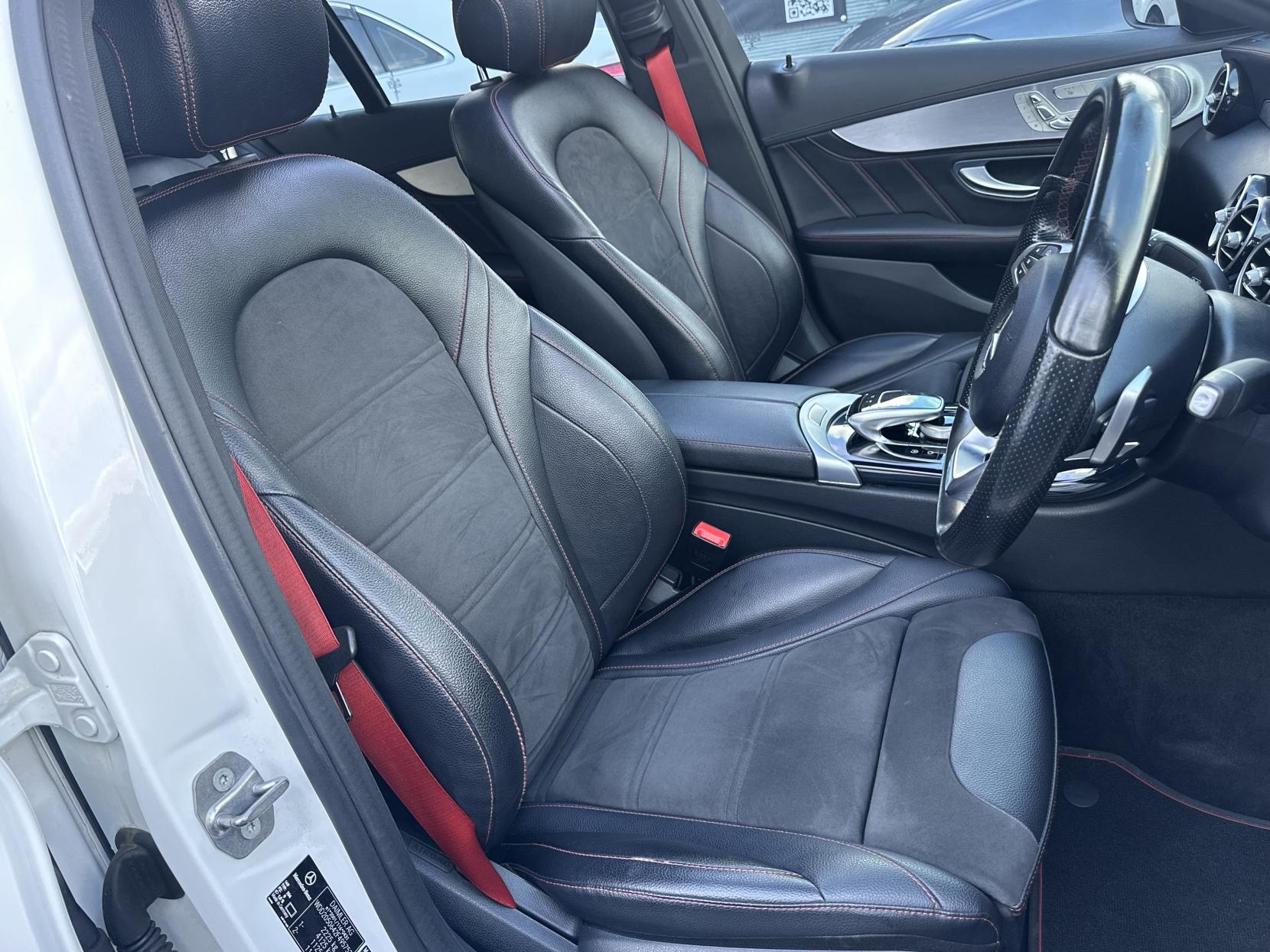 Mercedes-Benz C Class 3.0 C43 V6 AMG (Premium Plus) Saloon 4dr Petrol G-Tronic+ 4MATIC Euro 6 (s/s) (367 ps)