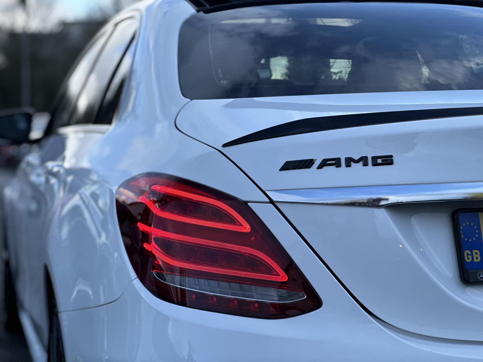 Mercedes-Benz C Class 3.0 C43 V6 AMG (Premium Plus) Saloon 4dr Petrol G-Tronic+ 4MATIC Euro 6 (s/s) (367 ps)