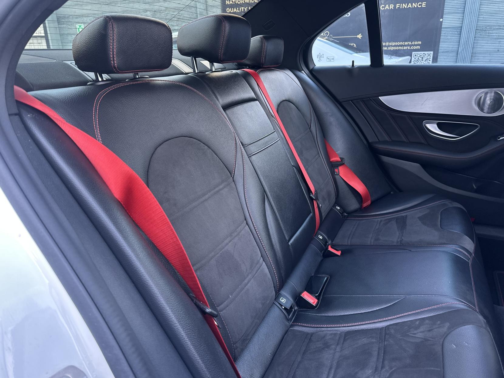 Mercedes-Benz C Class 3.0 C43 V6 AMG (Premium Plus) Saloon 4dr Petrol G-Tronic+ 4MATIC Euro 6 (s/s) (367 ps)