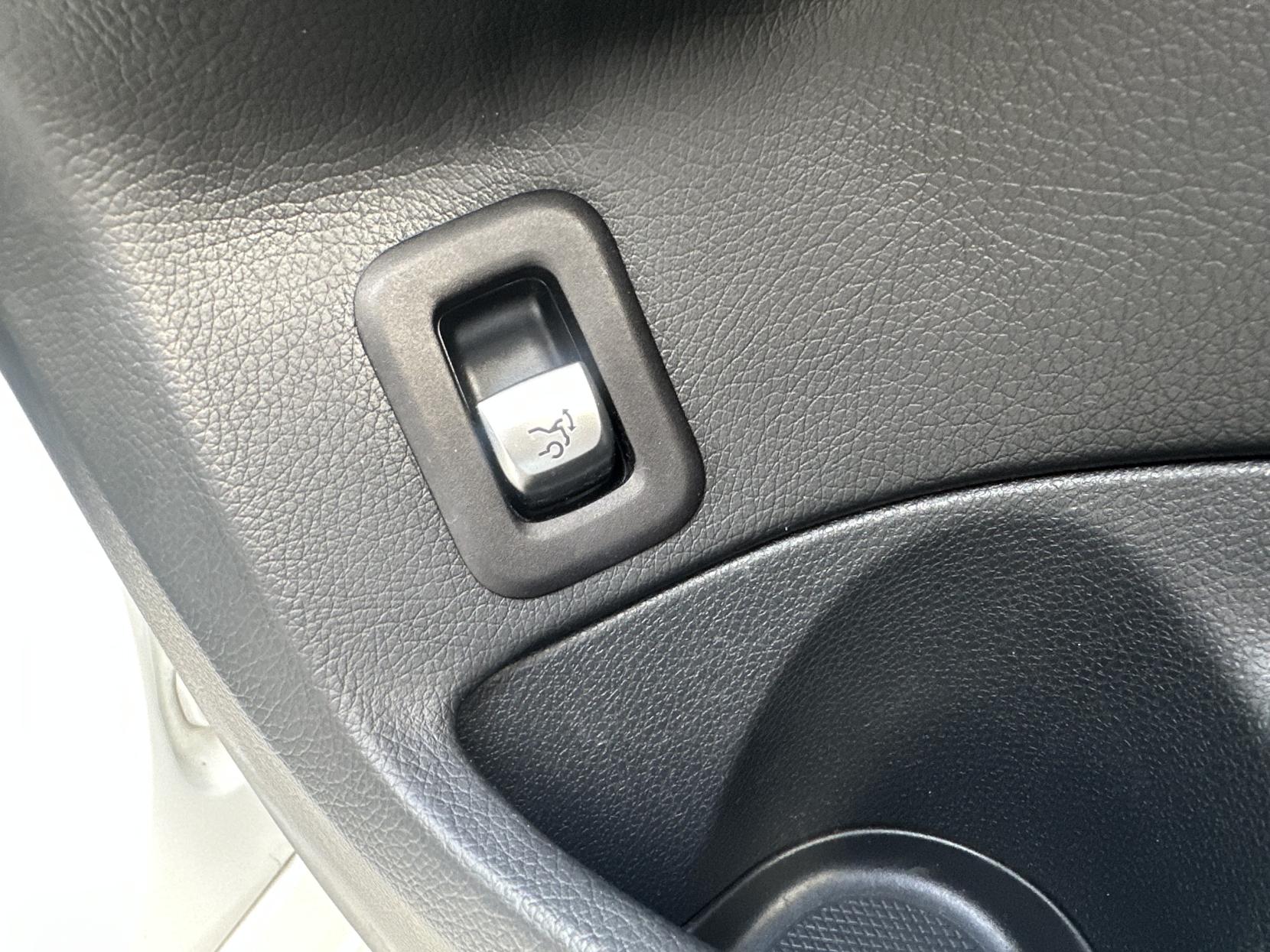 Mercedes-Benz C Class 3.0 C43 V6 AMG (Premium Plus) Saloon 4dr Petrol G-Tronic+ 4MATIC Euro 6 (s/s) (367 ps)