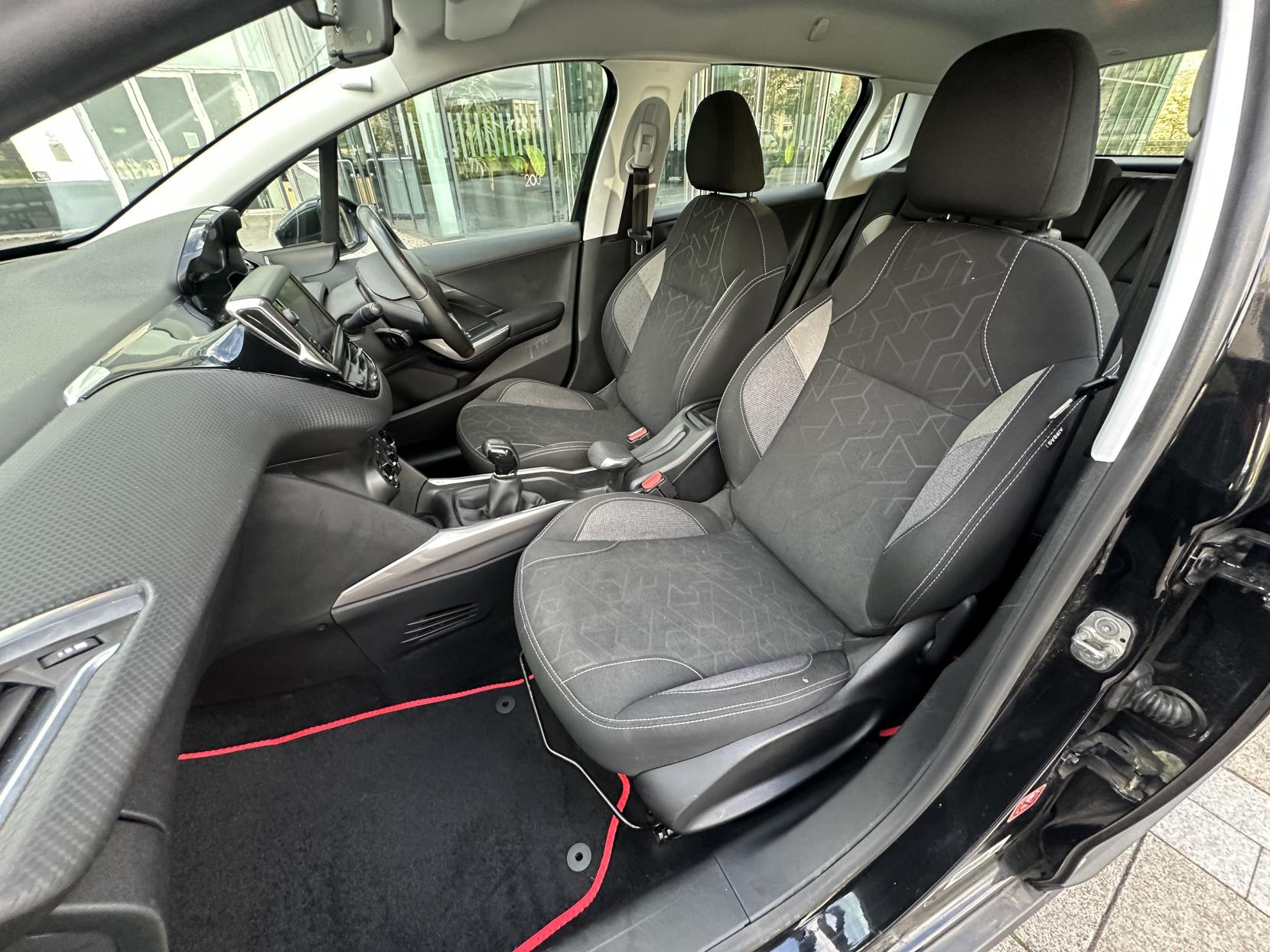 Peugeot 2008 1.2 PureTech Active SUV 5dr Petrol Manual Euro 6 (82 ps)