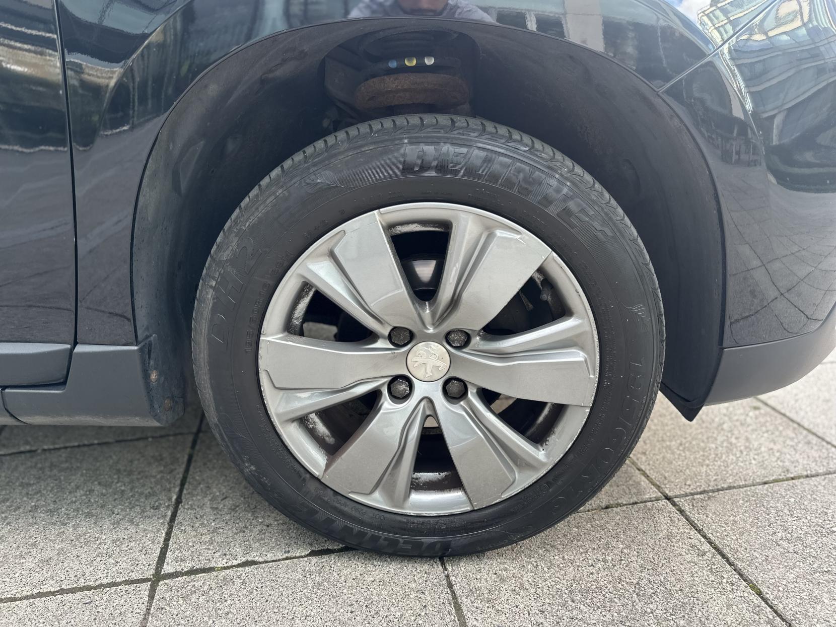 Peugeot 2008 1.2 PureTech Active SUV 5dr Petrol Manual Euro 6 (82 ps)