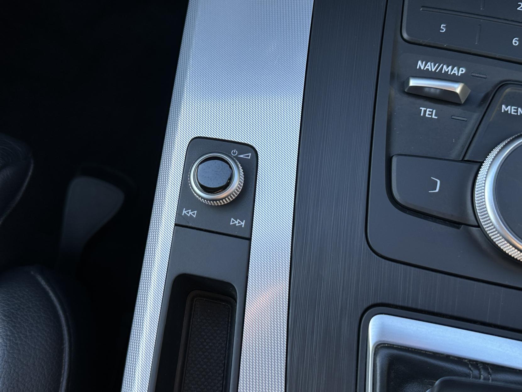 Audi Q5 2.0 TFSI Sport SUV 5dr Petrol S Tronic quattro Euro 6 (s/s) (252 ps)