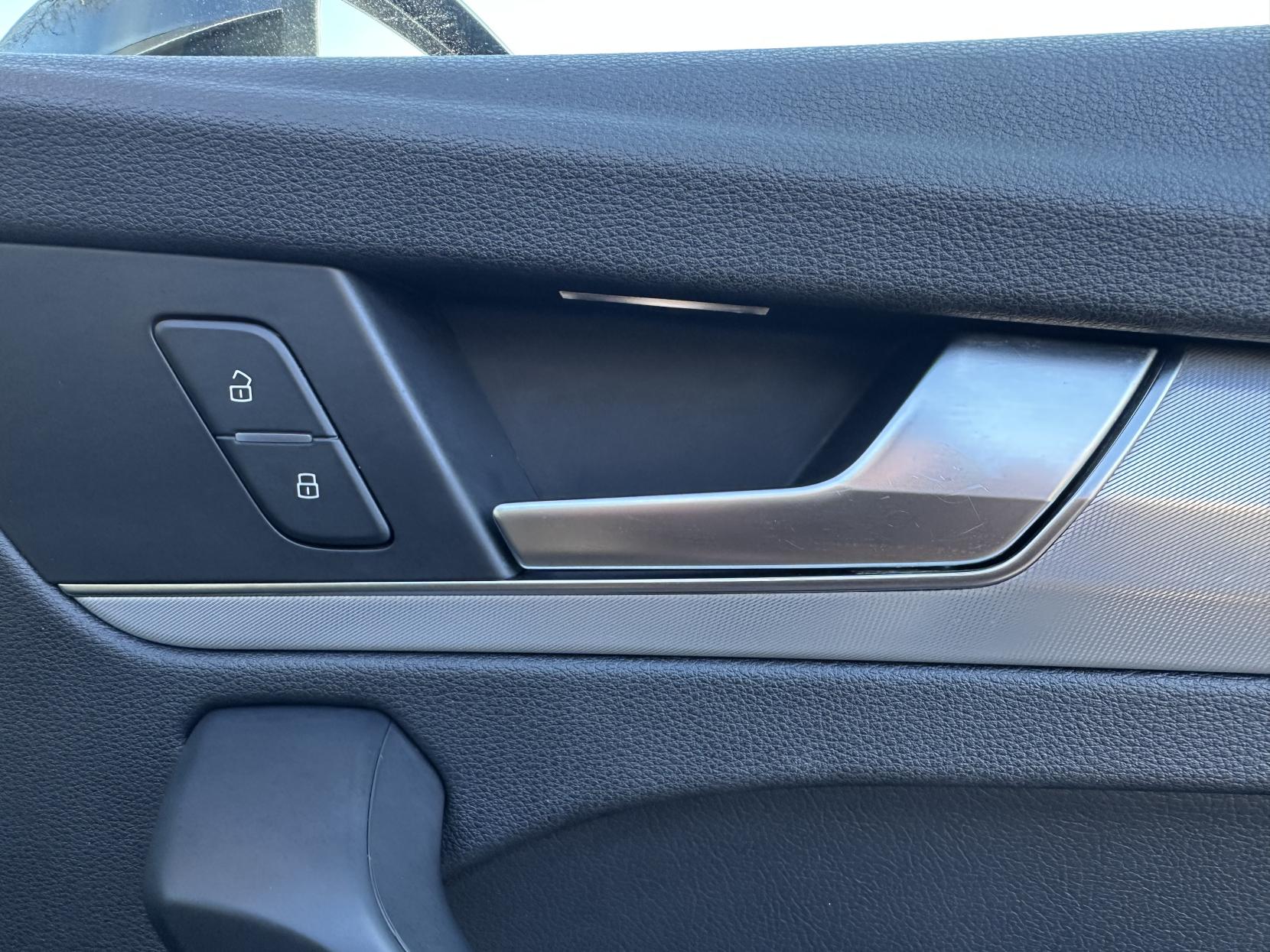 Audi Q5 2.0 TFSI Sport SUV 5dr Petrol S Tronic quattro Euro 6 (s/s) (252 ps)