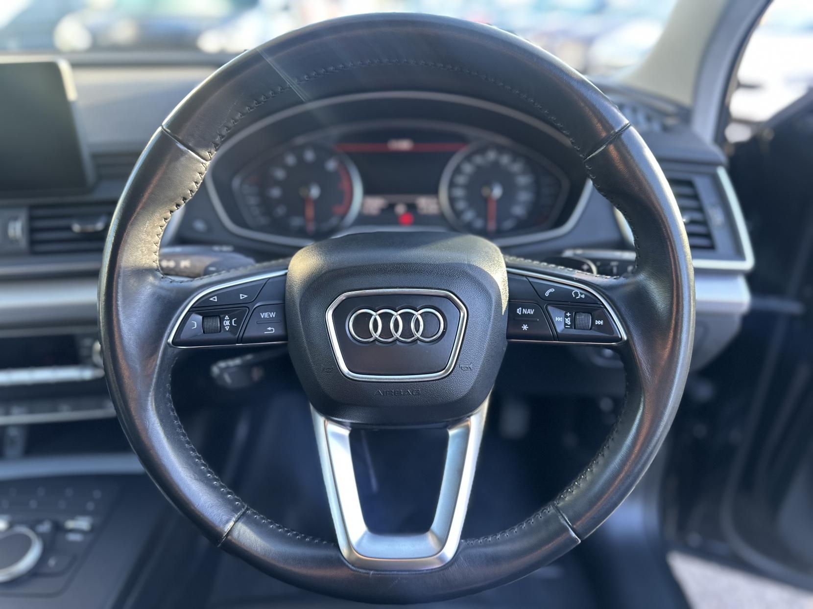 Audi Q5 2.0 TFSI Sport SUV 5dr Petrol S Tronic quattro Euro 6 (s/s) (252 ps)