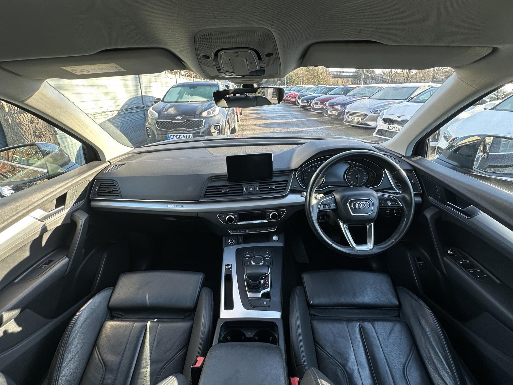 Audi Q5 2.0 TFSI Sport SUV 5dr Petrol S Tronic quattro Euro 6 (s/s) (252 ps)