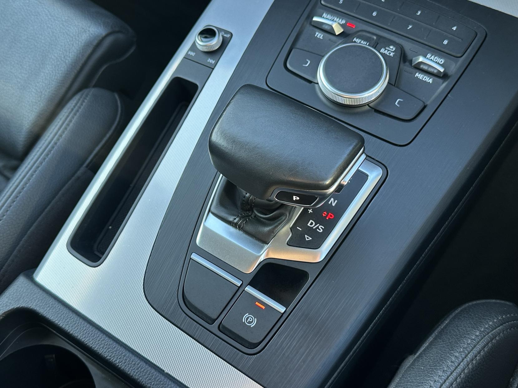 Audi Q5 2.0 TFSI Sport SUV 5dr Petrol S Tronic quattro Euro 6 (s/s) (252 ps)