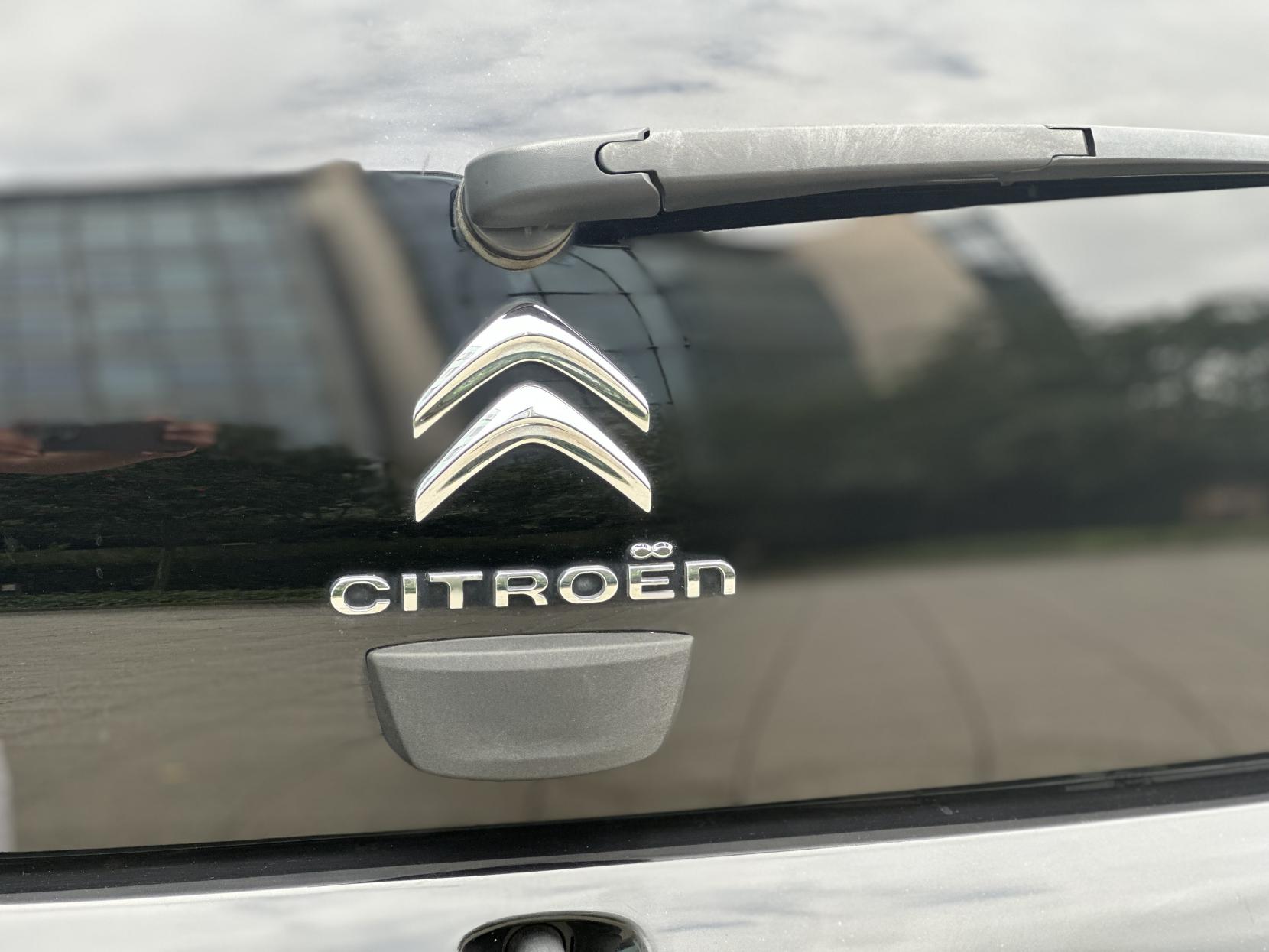 Citroen C1 1.2 PureTech Flair Airscape 5dr Petrol Manual Euro 5 (Euro 5) (82 ps)
