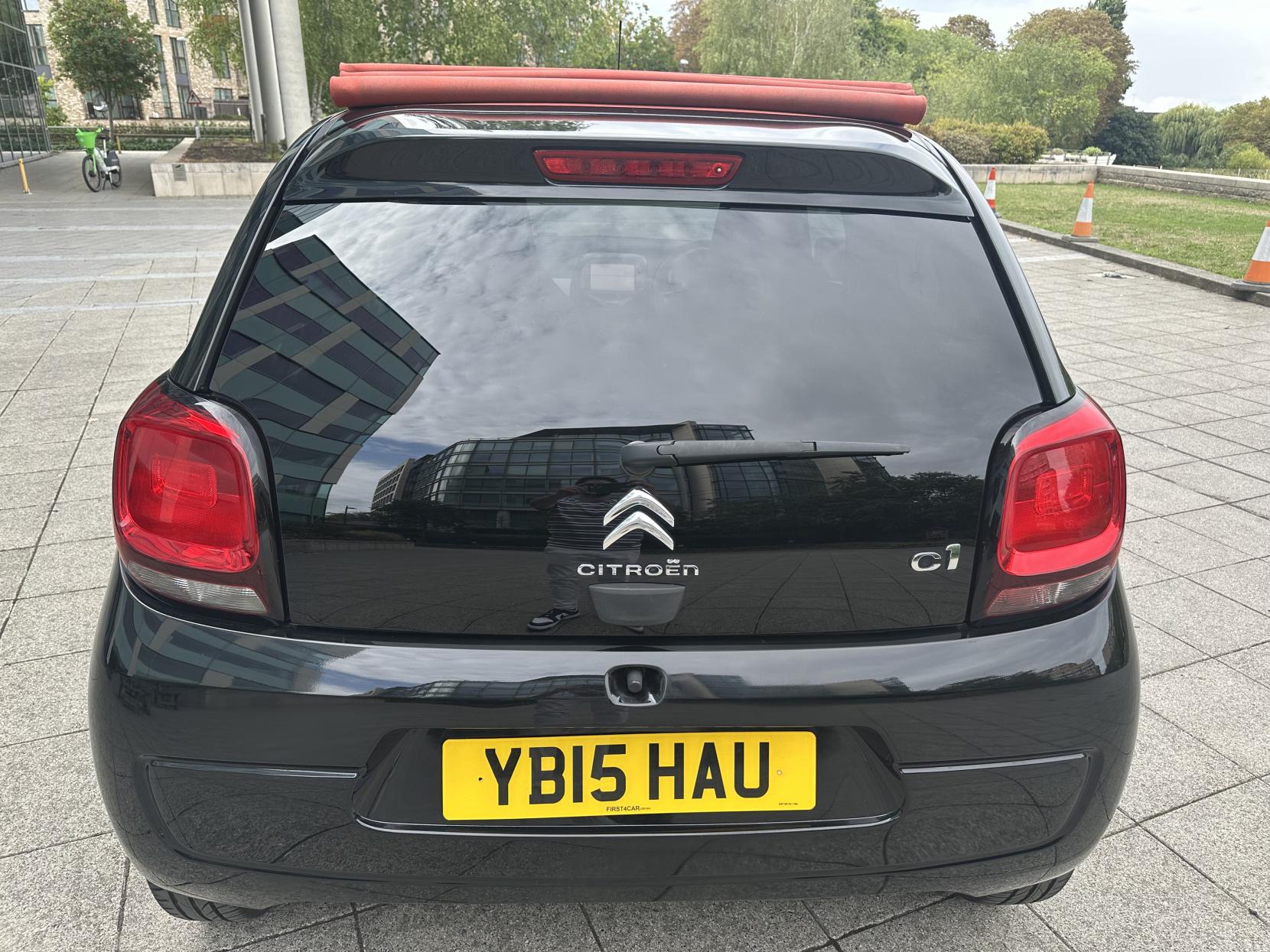Citroen C1 1.2 PureTech Flair Airscape 5dr Petrol Manual Euro 5 (Euro 5) (82 ps)