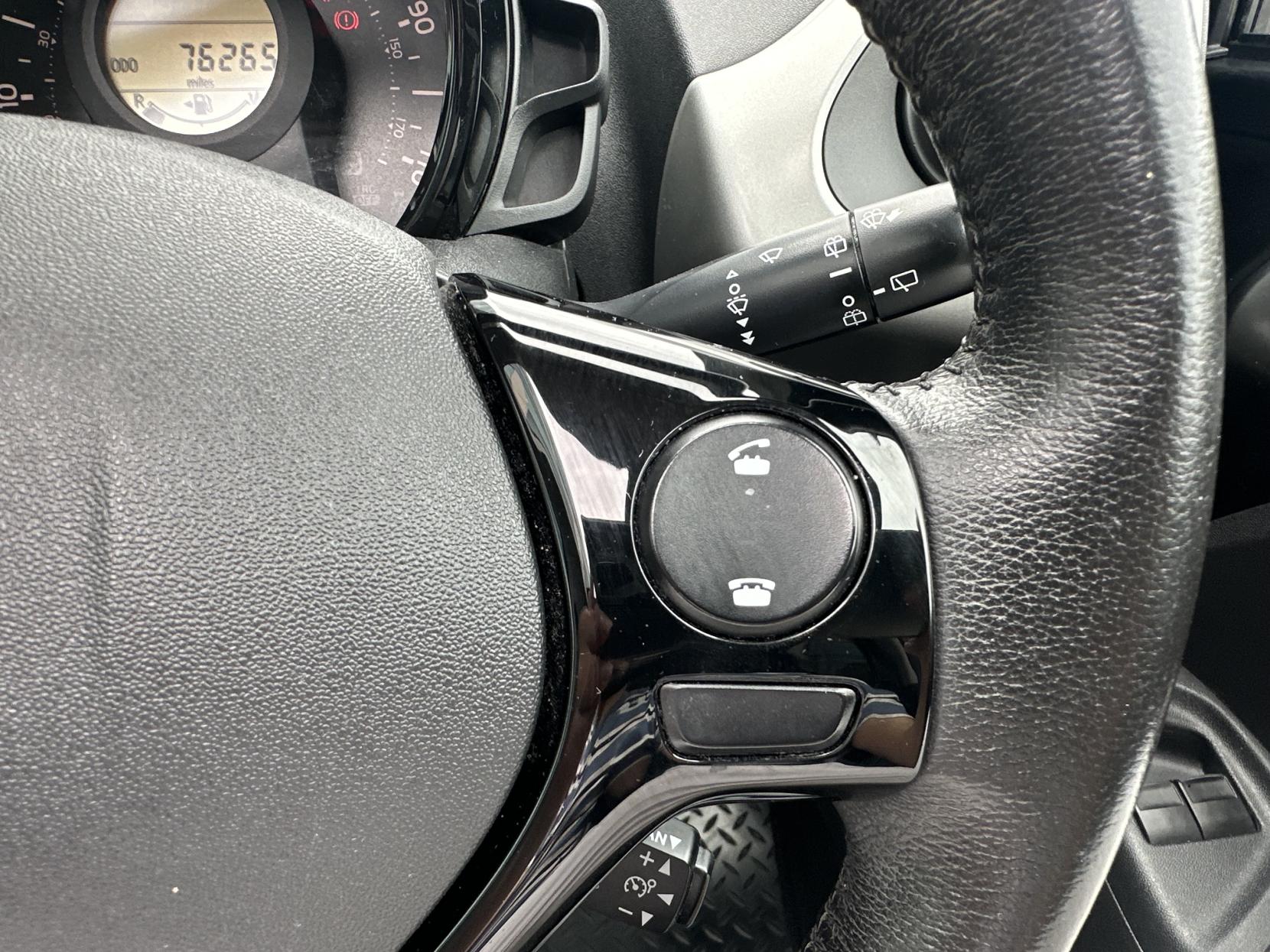 Citroen C1 1.2 PureTech Flair Airscape 5dr Petrol Manual Euro 5 (Euro 5) (82 ps)