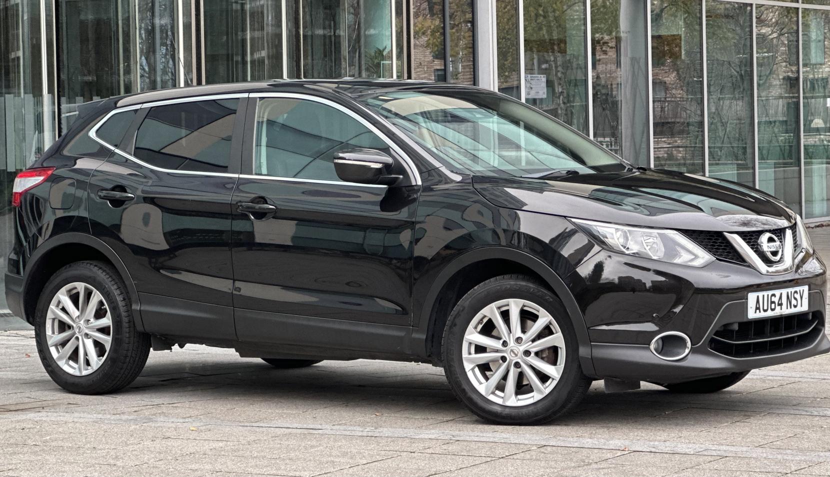 Nissan Qashqai 1.2 DIG-T Acenta Premium SUV 5dr Petrol Manual 2WD Euro 5 (s/s) (115 ps)