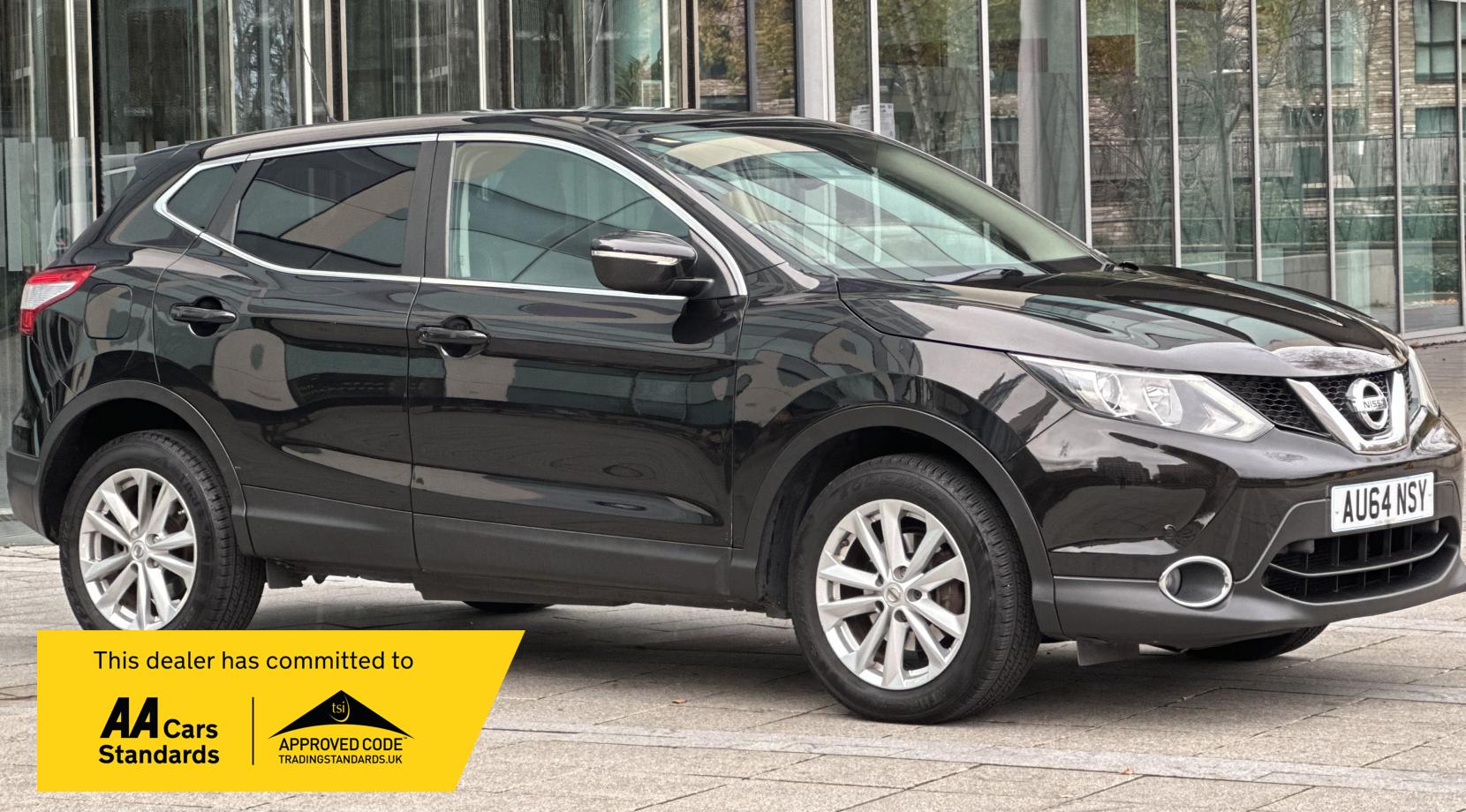 Nissan Qashqai 1.2 DIG-T Acenta Premium SUV 5dr Petrol Manual 2WD Euro 5 (s/s) (115 ps)