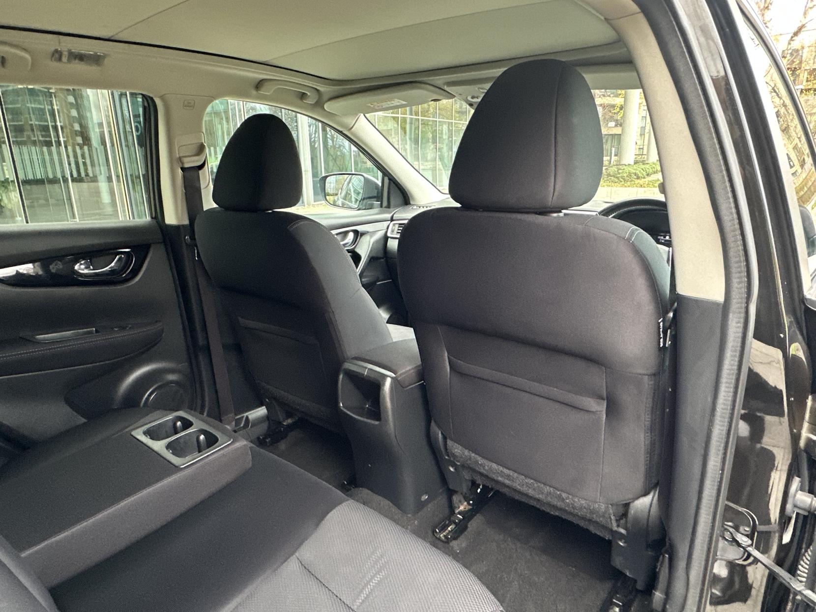 Nissan Qashqai 1.2 DIG-T Acenta Premium SUV 5dr Petrol Manual 2WD Euro 5 (s/s) (115 ps)