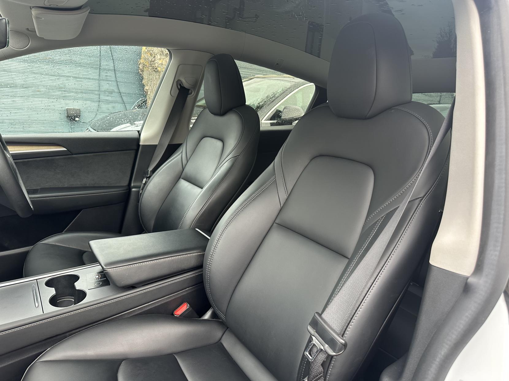 Tesla Model Y SUV 5dr Electric Auto RWD (346 ps)