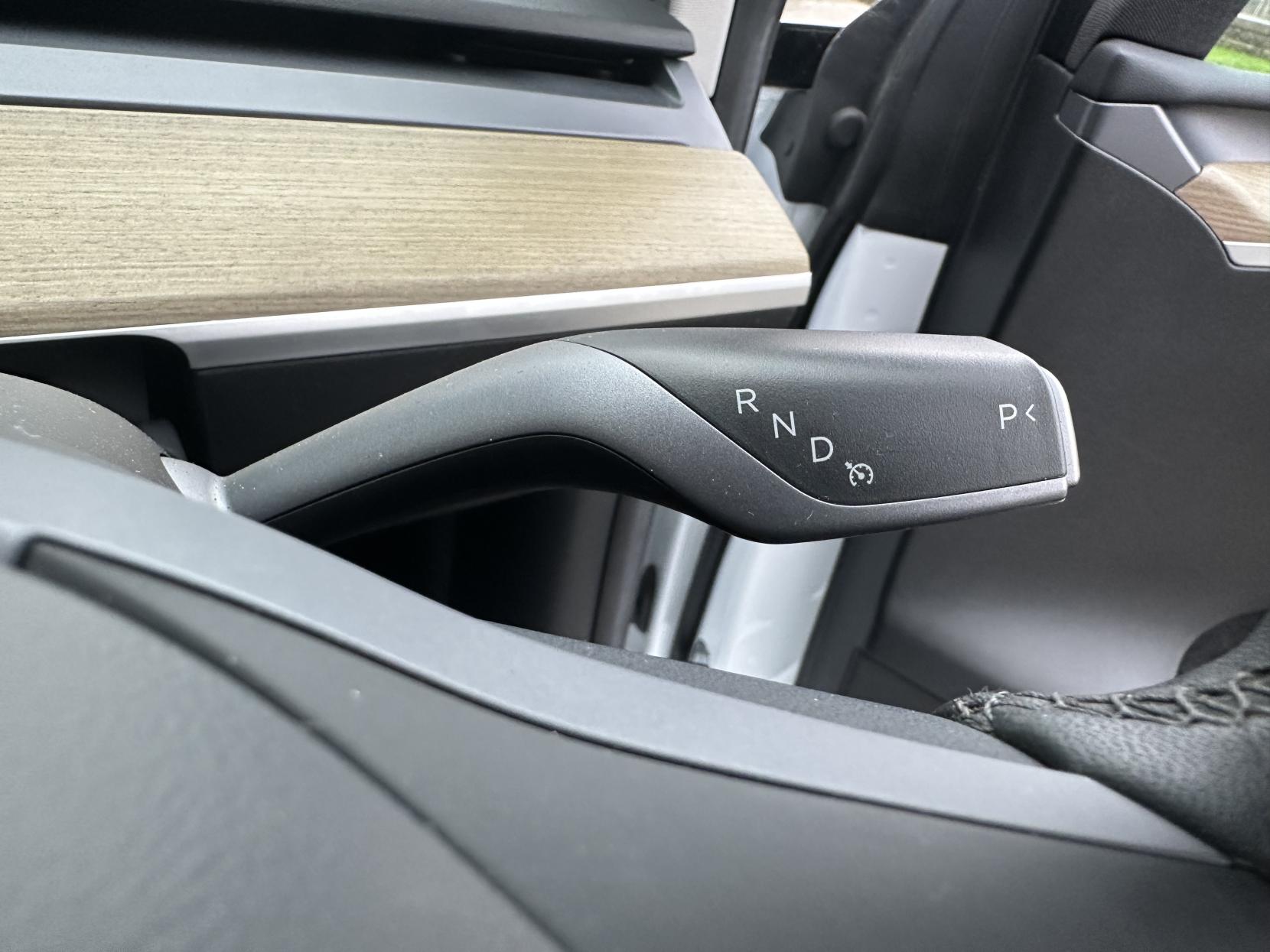 Tesla Model Y SUV 5dr Electric Auto RWD (346 ps)