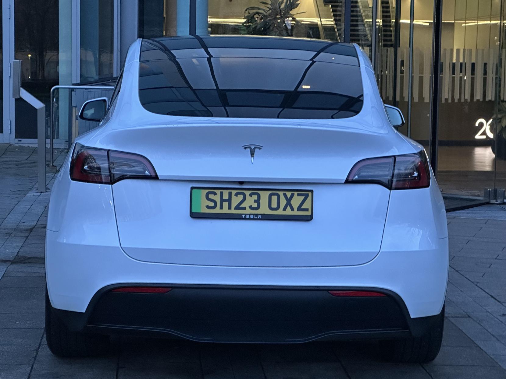 Tesla Model Y SUV 5dr Electric Auto RWD (346 ps)