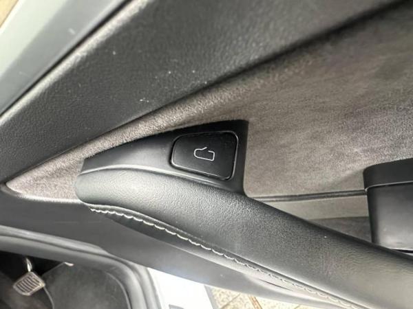 Tesla Model Y SUV 5dr Electric Auto RWD (346 ps)