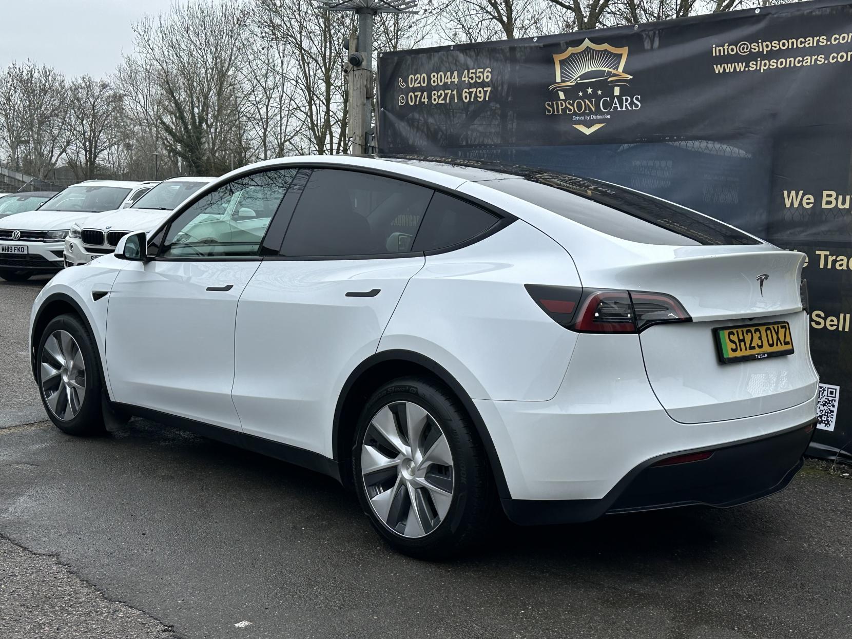 Tesla Model Y SUV (2021 - 2024)