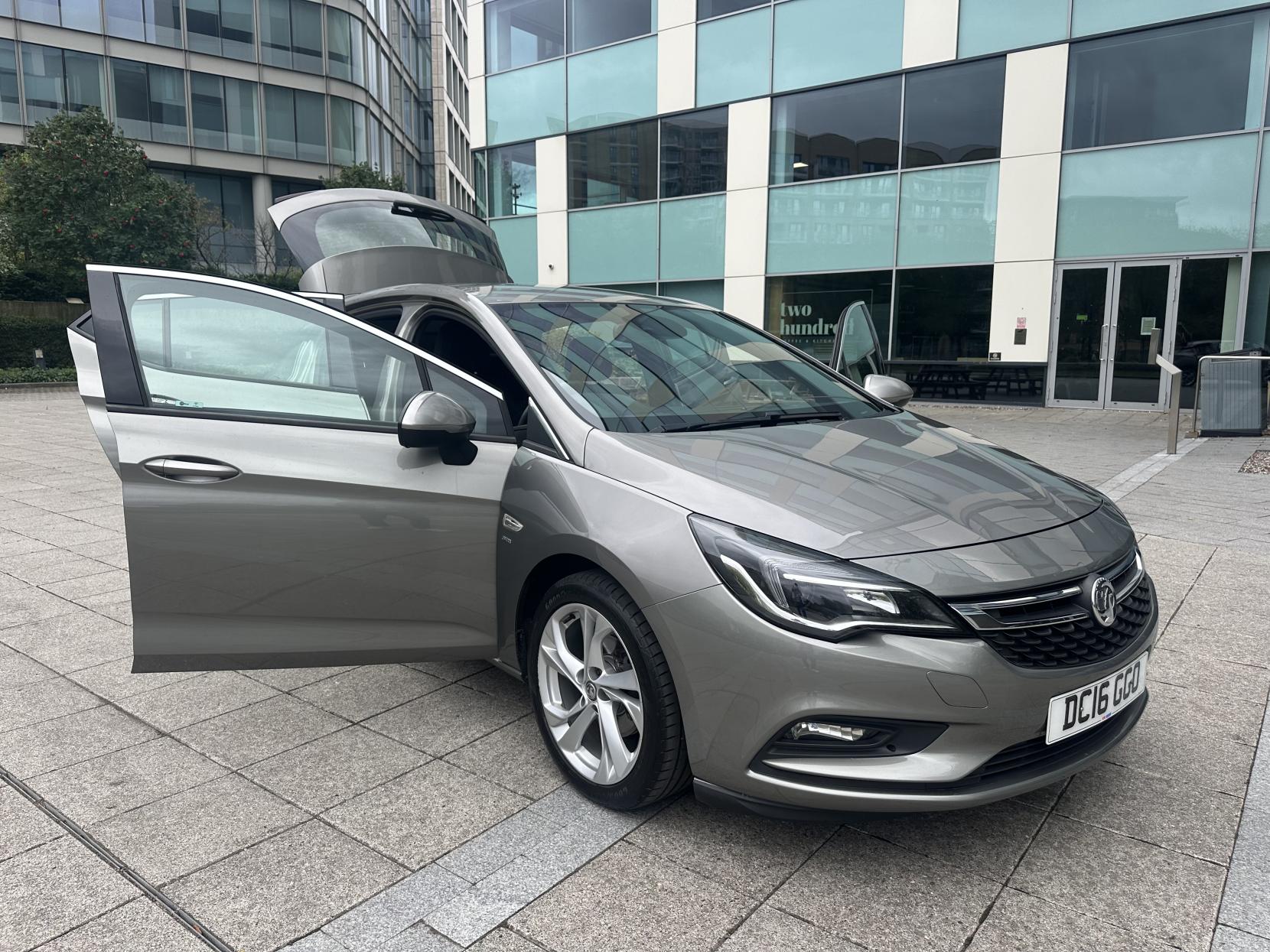 Vauxhall Astra 1.4i Turbo SRi Nav Hatchback 5dr Petrol Manual Euro 6 (150 ps)