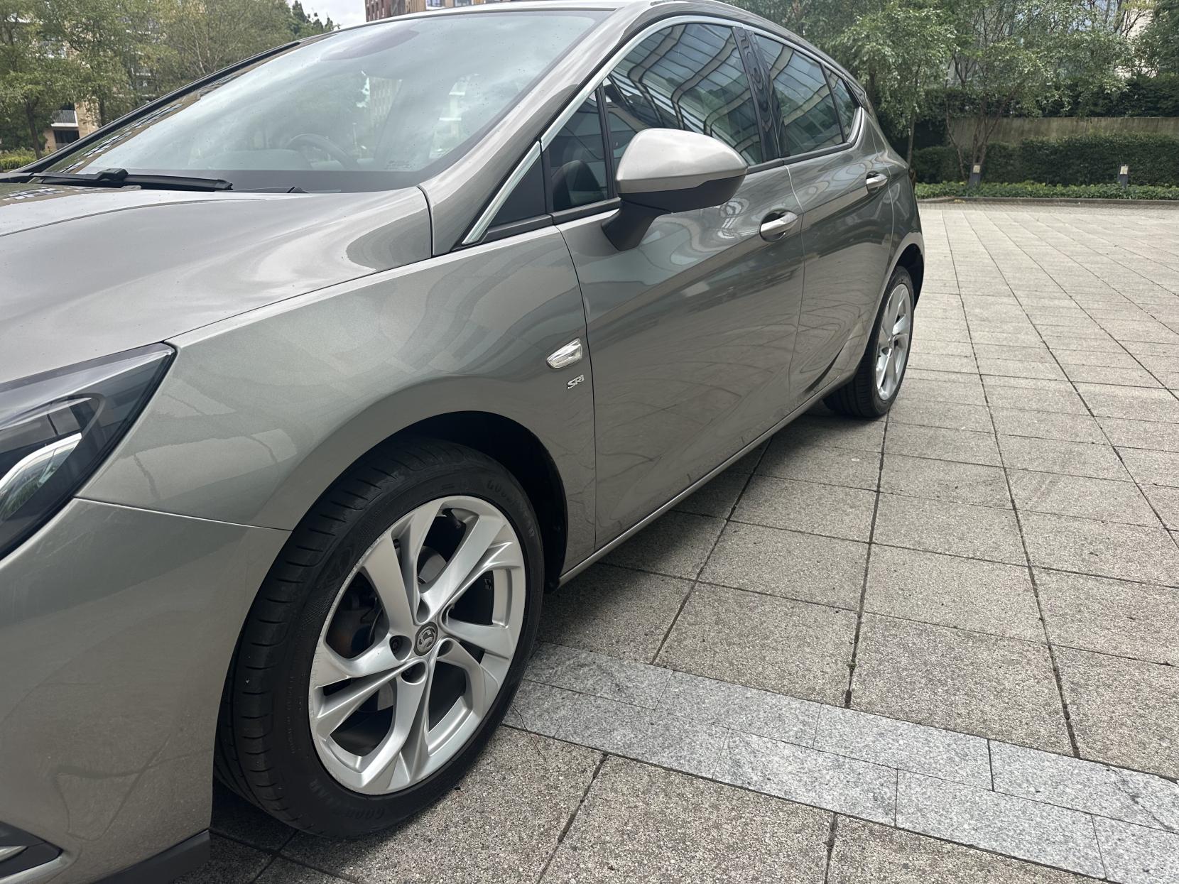 Vauxhall Astra 1.4i Turbo SRi Nav Hatchback 5dr Petrol Manual Euro 6 (150 ps)