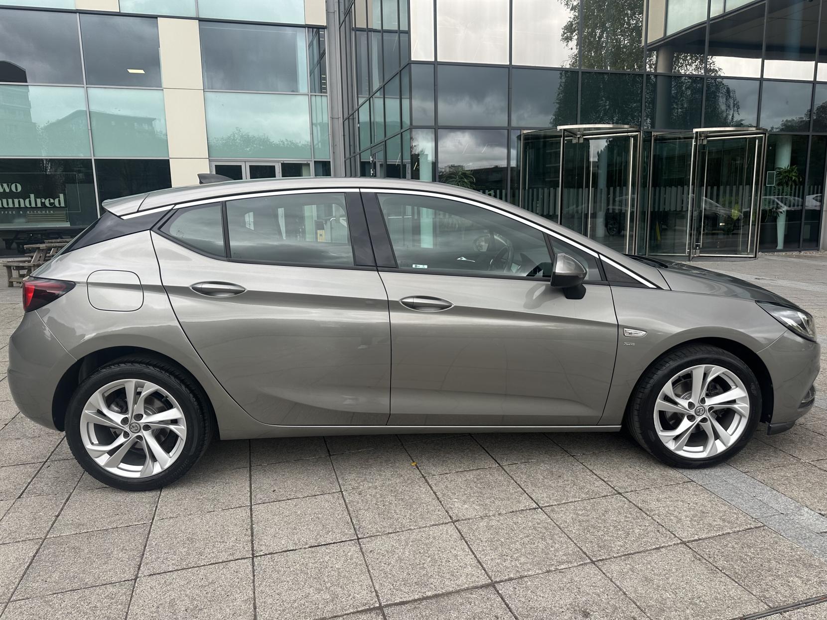 Vauxhall Astra 1.4i Turbo SRi Nav Hatchback 5dr Petrol Manual Euro 6 (150 ps)