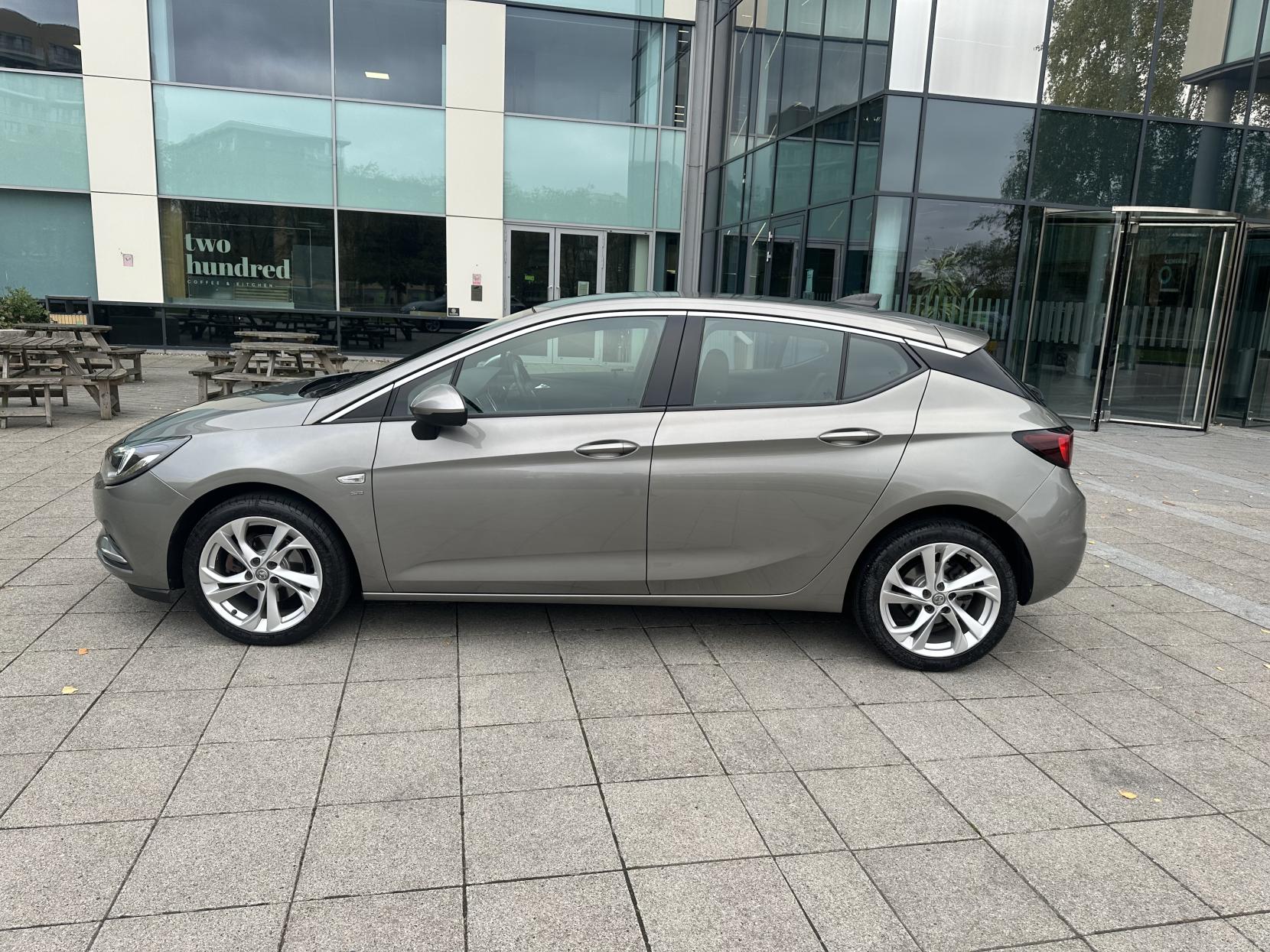 Vauxhall Astra 1.4i Turbo SRi Nav Hatchback 5dr Petrol Manual Euro 6 (150 ps)