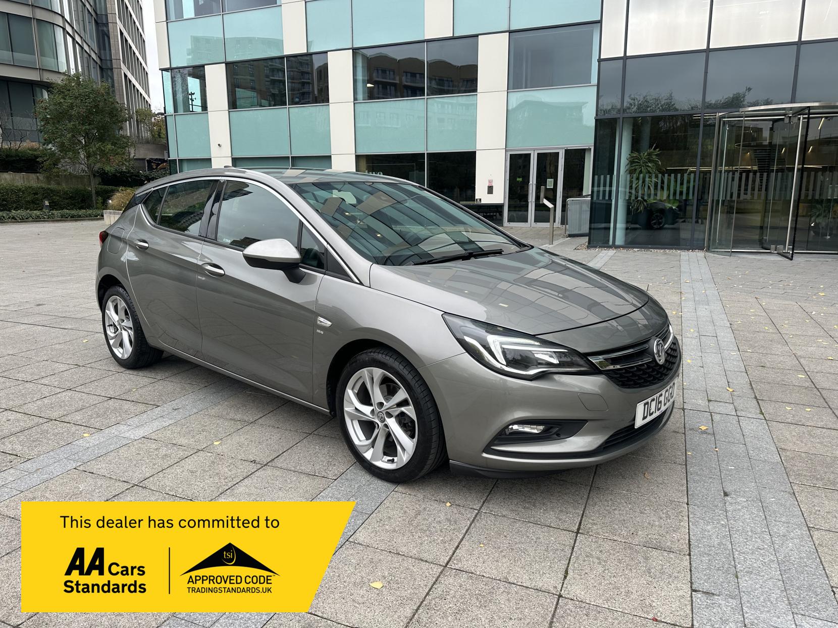Vauxhall Astra 1.4i Turbo SRi Nav Hatchback 5dr Petrol Manual Euro 6 (150 ps)