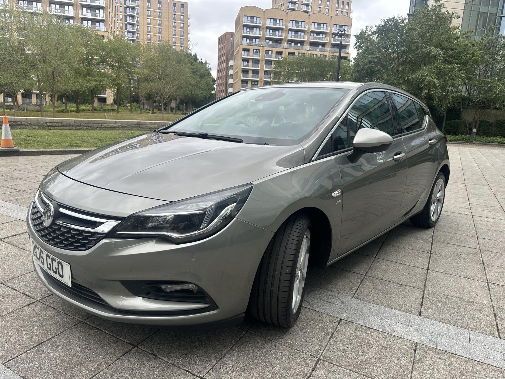 Vauxhall Astra 1.4i Turbo SRi Nav Hatchback 5dr Petrol Manual Euro 6 (150 ps)