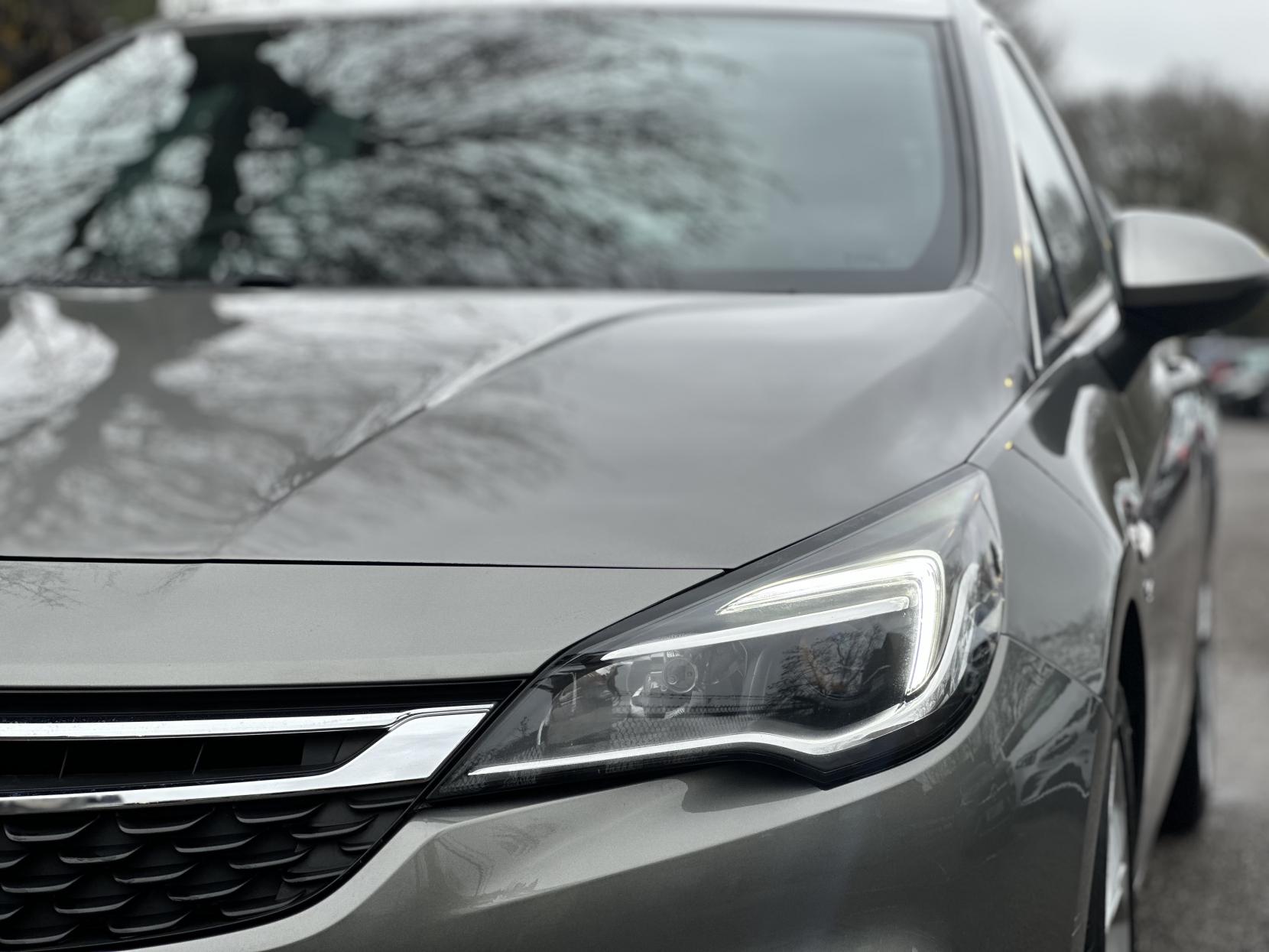 Vauxhall Astra 1.4i Turbo SRi Nav Hatchback 5dr Petrol Manual Euro 6 (150 ps)